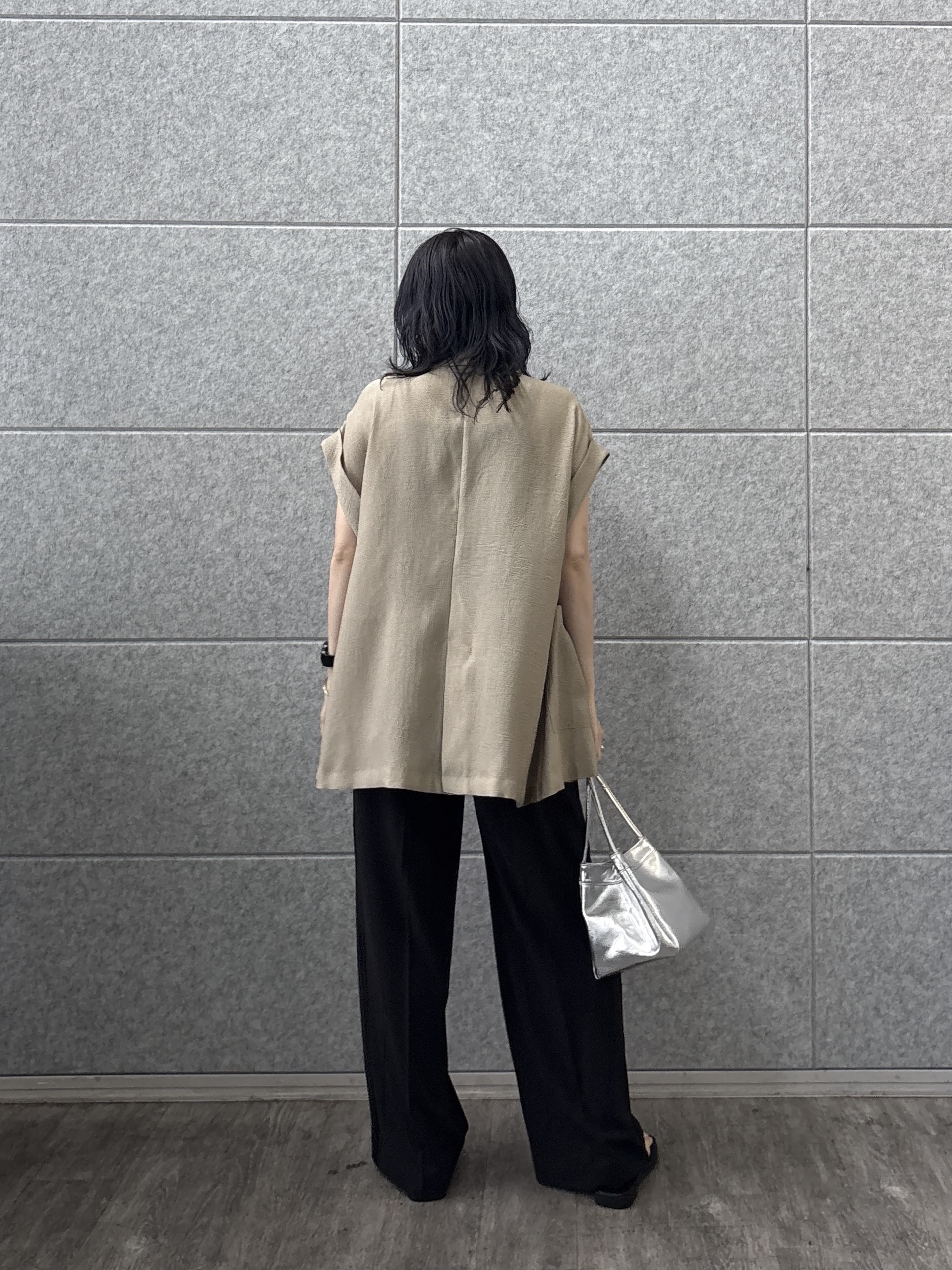 kotakiさんの「INDIVI｜ワッシャーシアー半袖ダブルジャケット」を使ったコーディネート