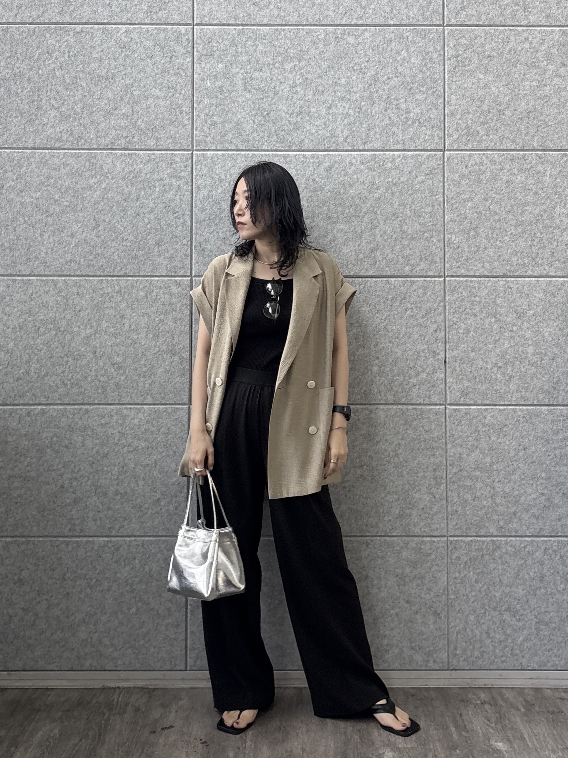 kotakiさんの「INDIVI｜ワッシャーシアー半袖ダブルジャケット」を使ったコーディネート