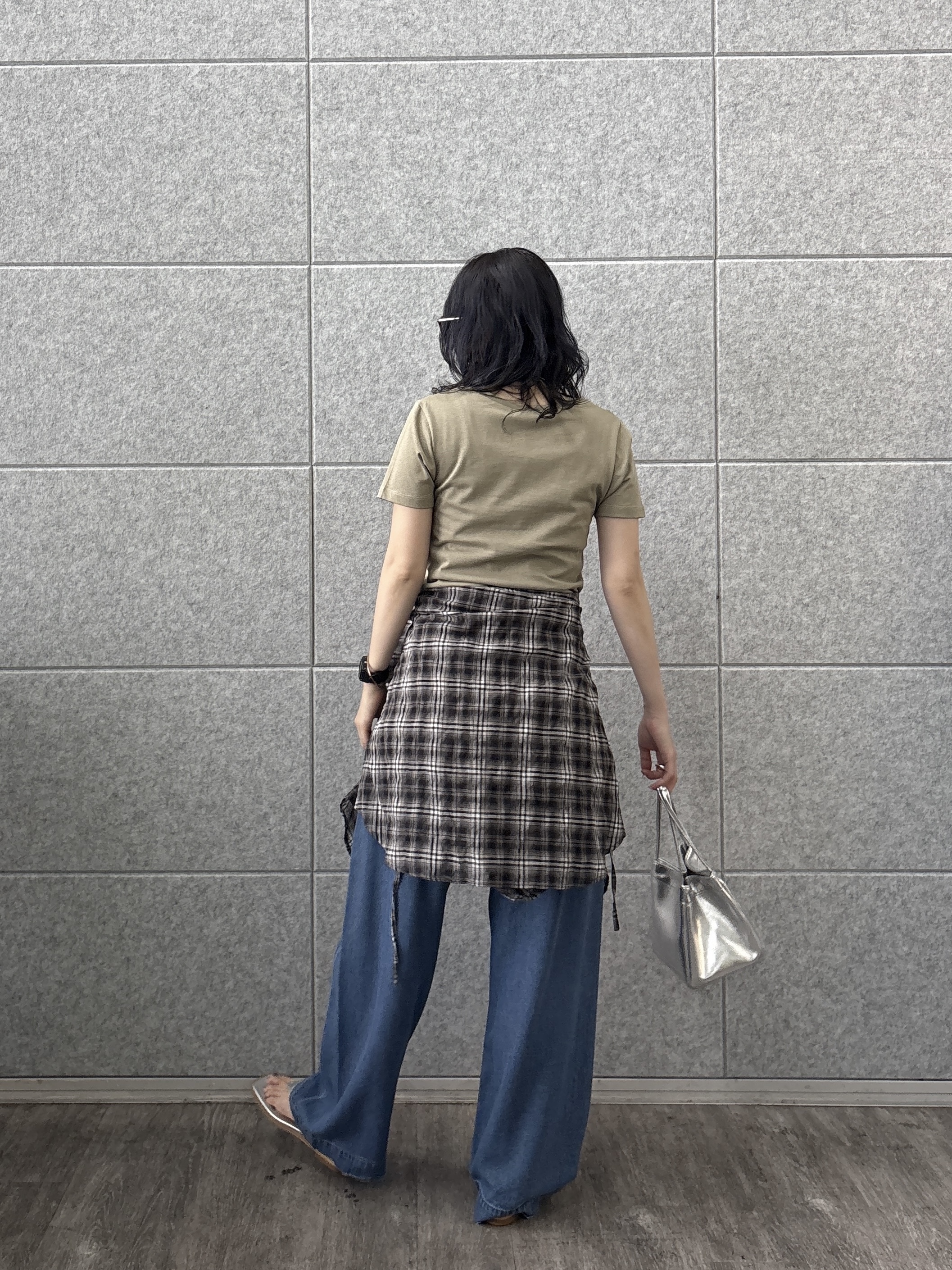 kotakiさんの「INDIVI｜箔プリント コンパクトTシャツ」を使ったコーディネート