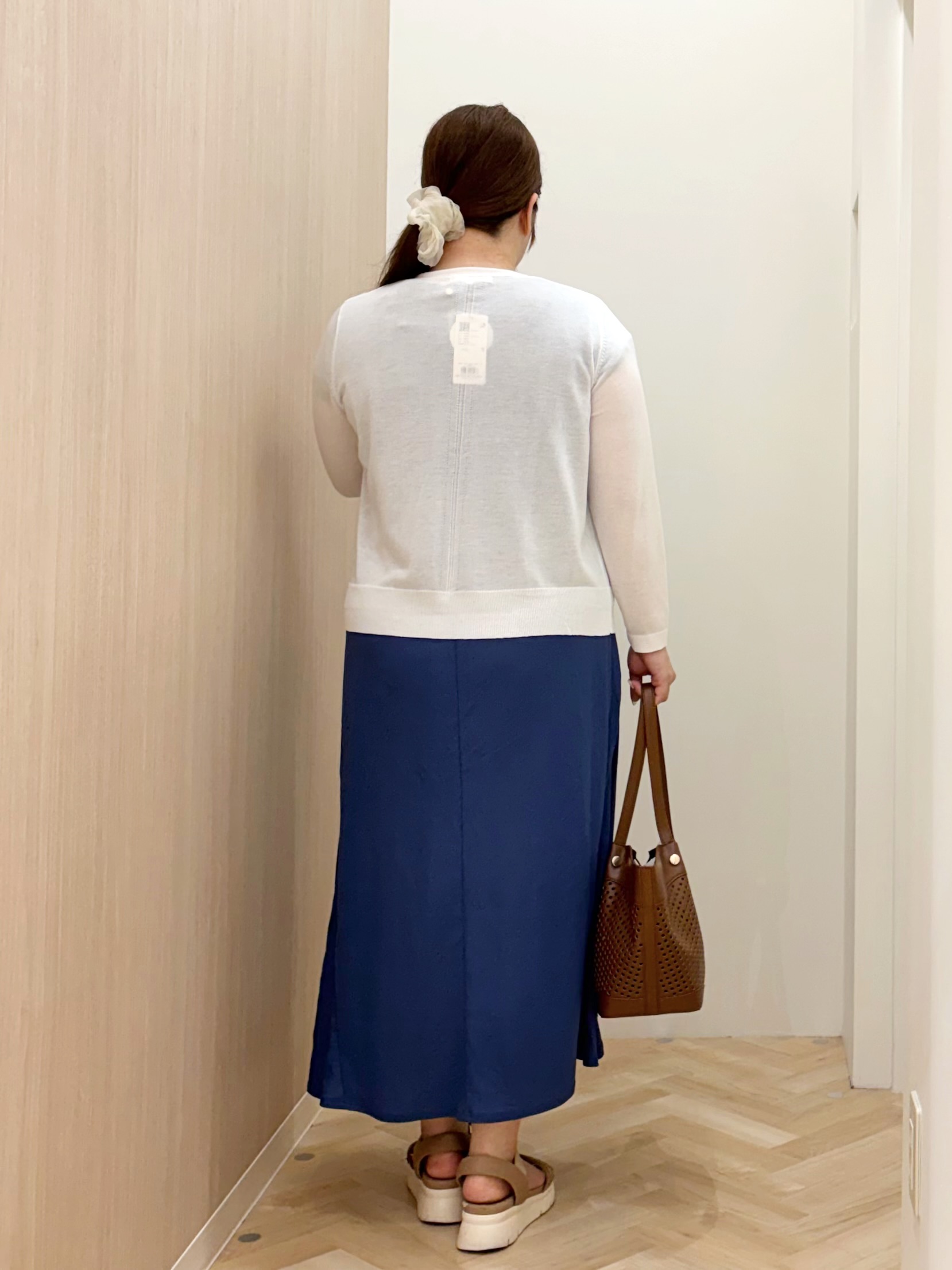 akariさんの「grove｜高評価！【接触冷感／UVカットetc】ベーシックショートカーディガン」を使ったコーディネート