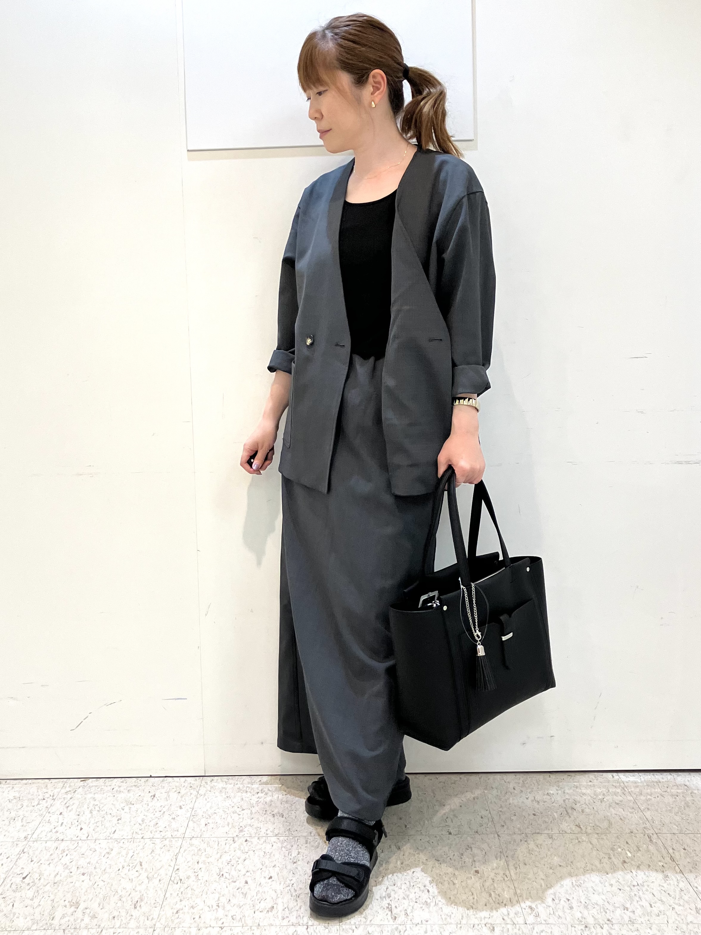 kozuさんの「Reflect｜【単品使い◎】ジャケット＋ナロースカートセット」を使ったコーディネート