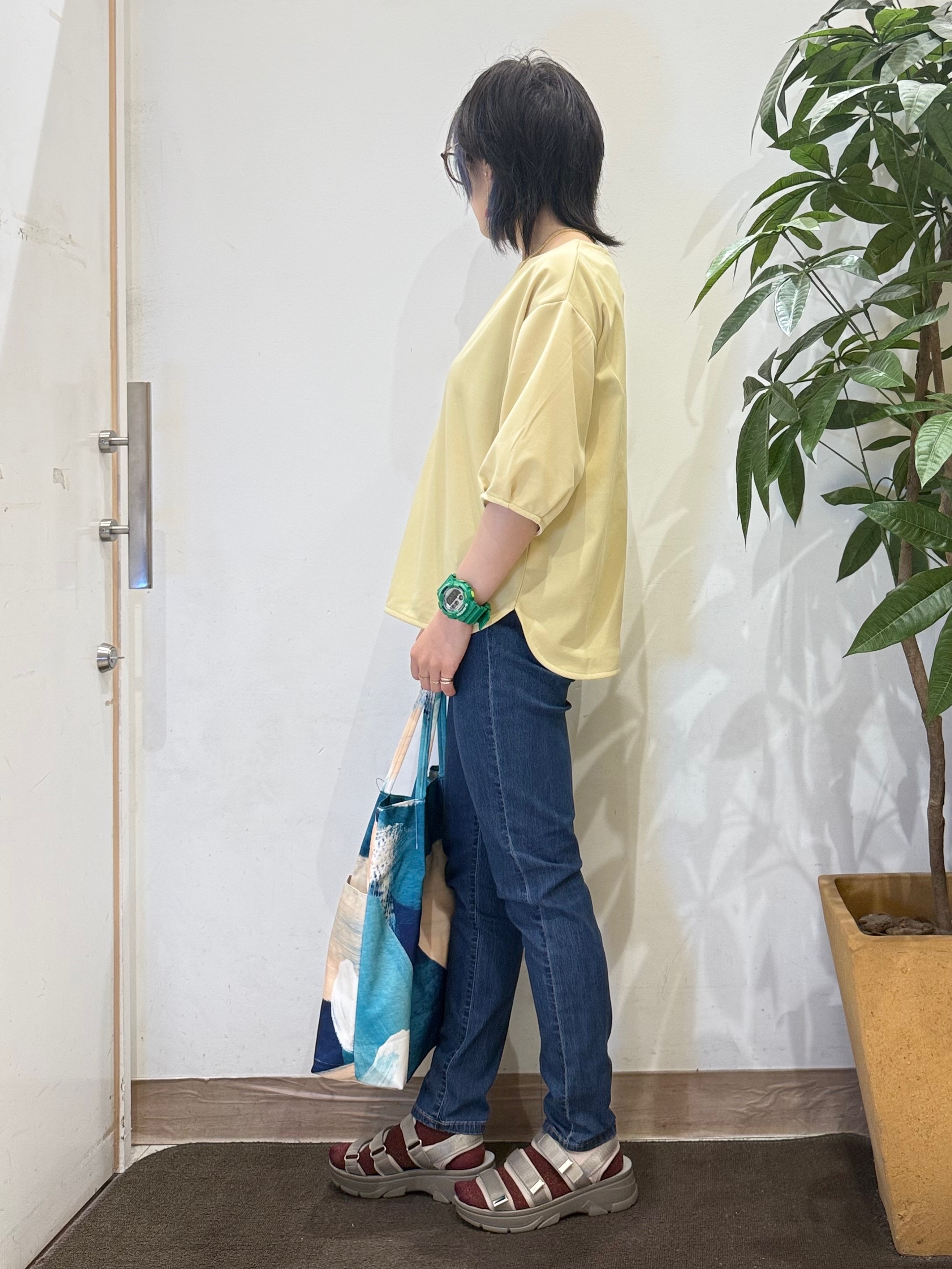 misakiさんの「SHOO･LA･RUE｜【2点セット／洗濯機可／S-LL】インせず着られる ネックレス付き5分袖Ｔシャツ」を使ったコーディネート