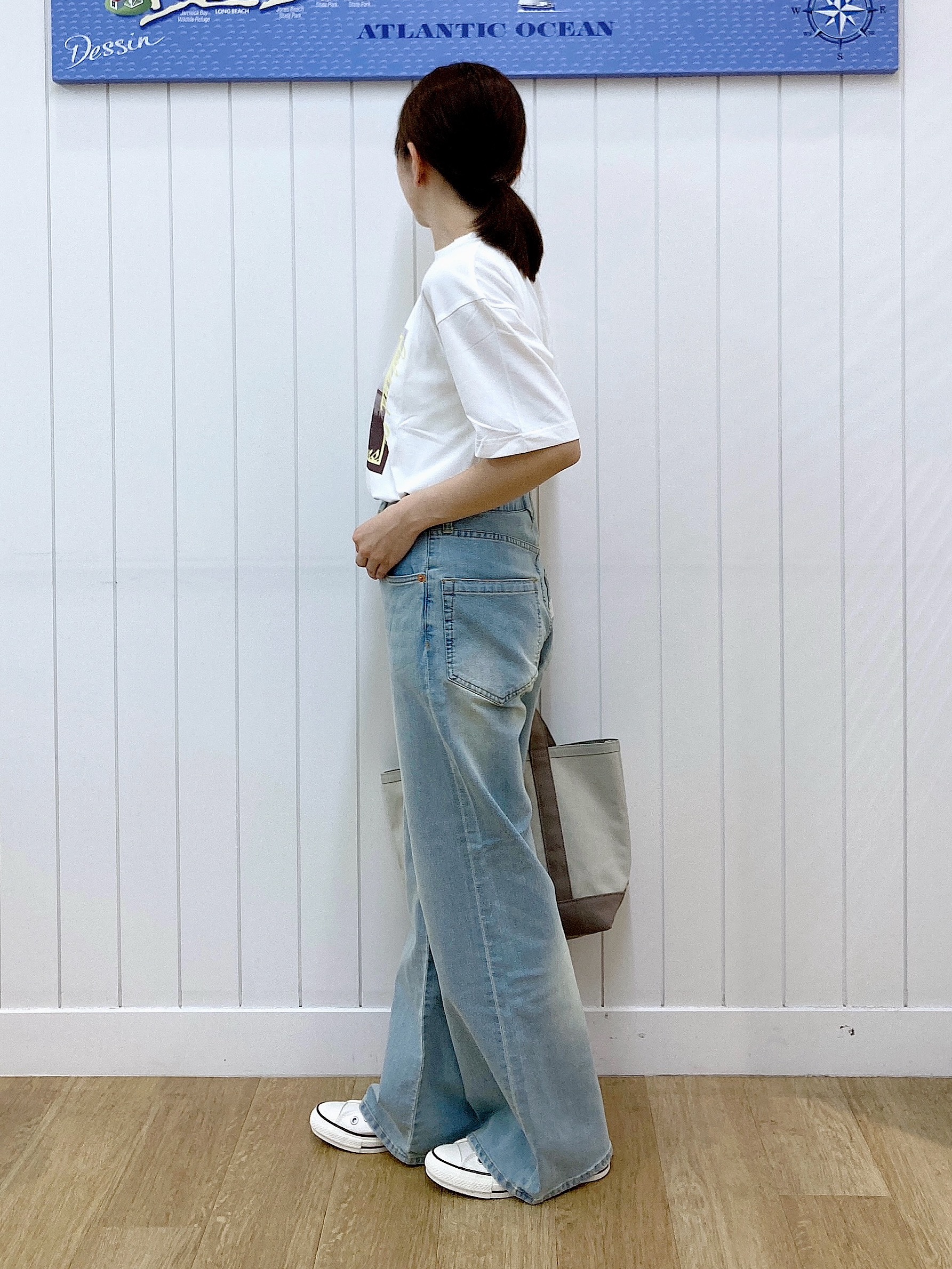yoshiさんの「Dessin｜グラフィックデザイン Tシャツ」を使ったコーディネート