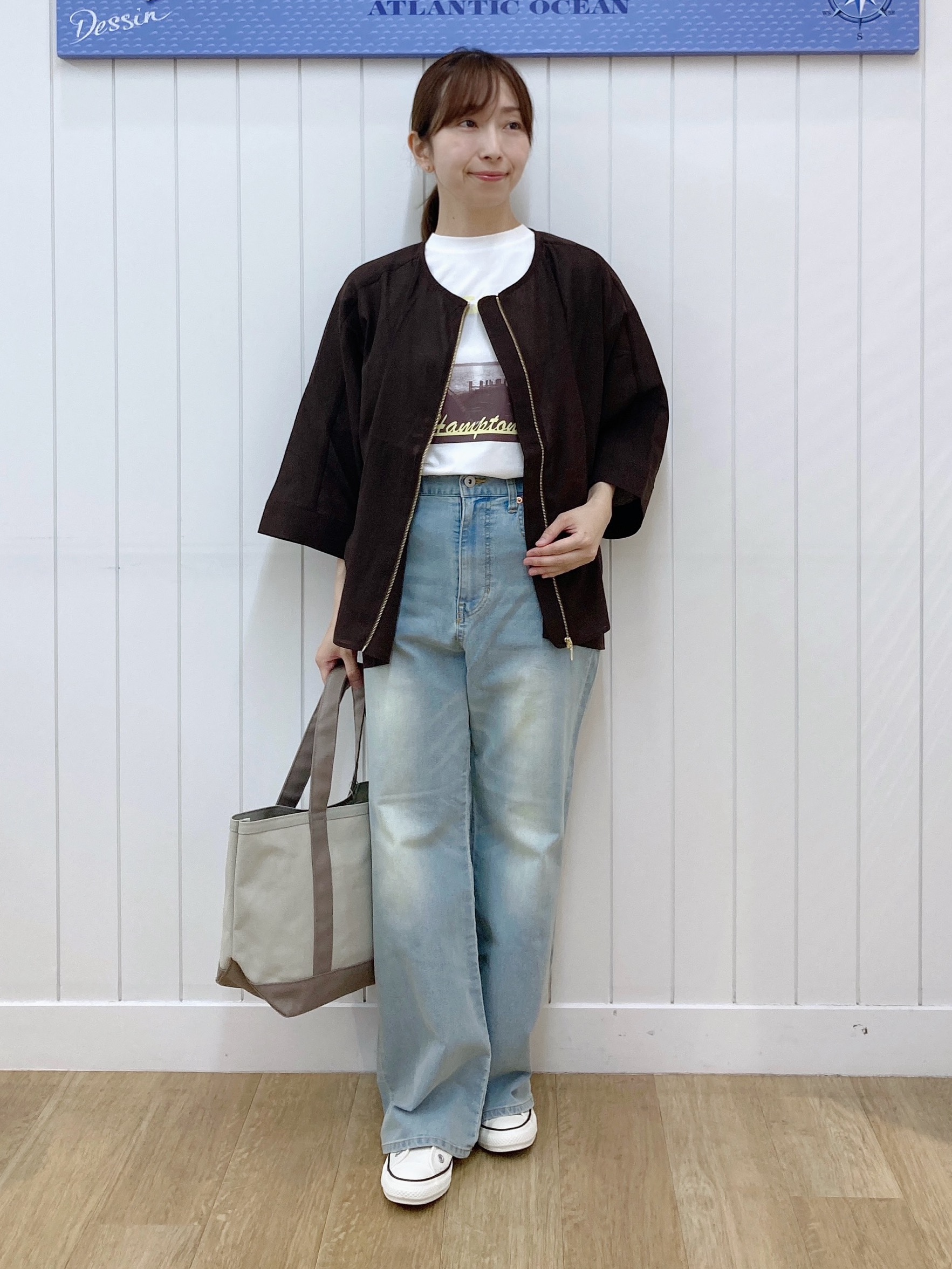 yoshiさんの「Dessin｜グラフィックデザイン Tシャツ」を使ったコーディネート