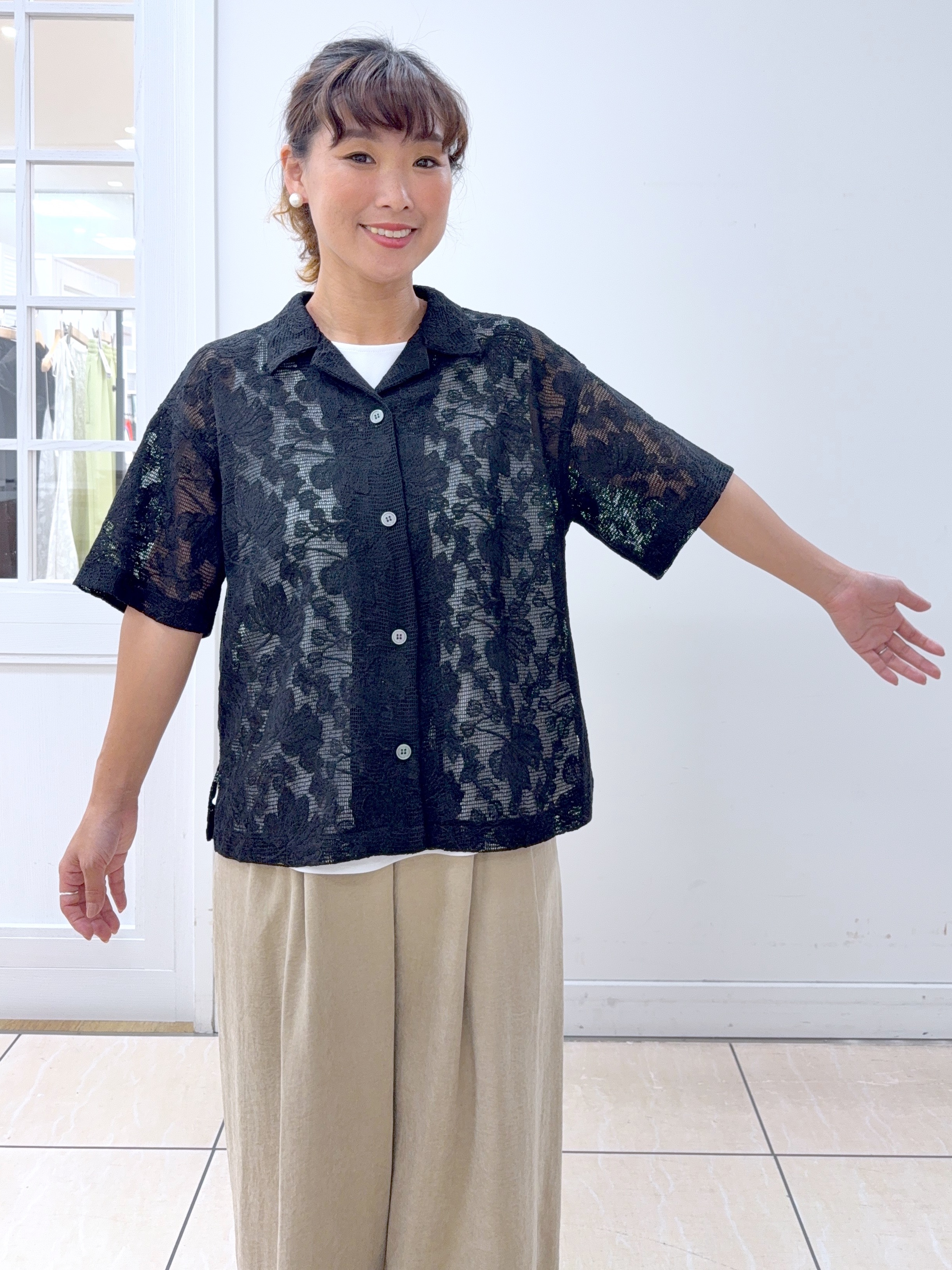 Osawaさんの「Dessin｜カラミレース 開襟シャツ」を使ったコーディネート
