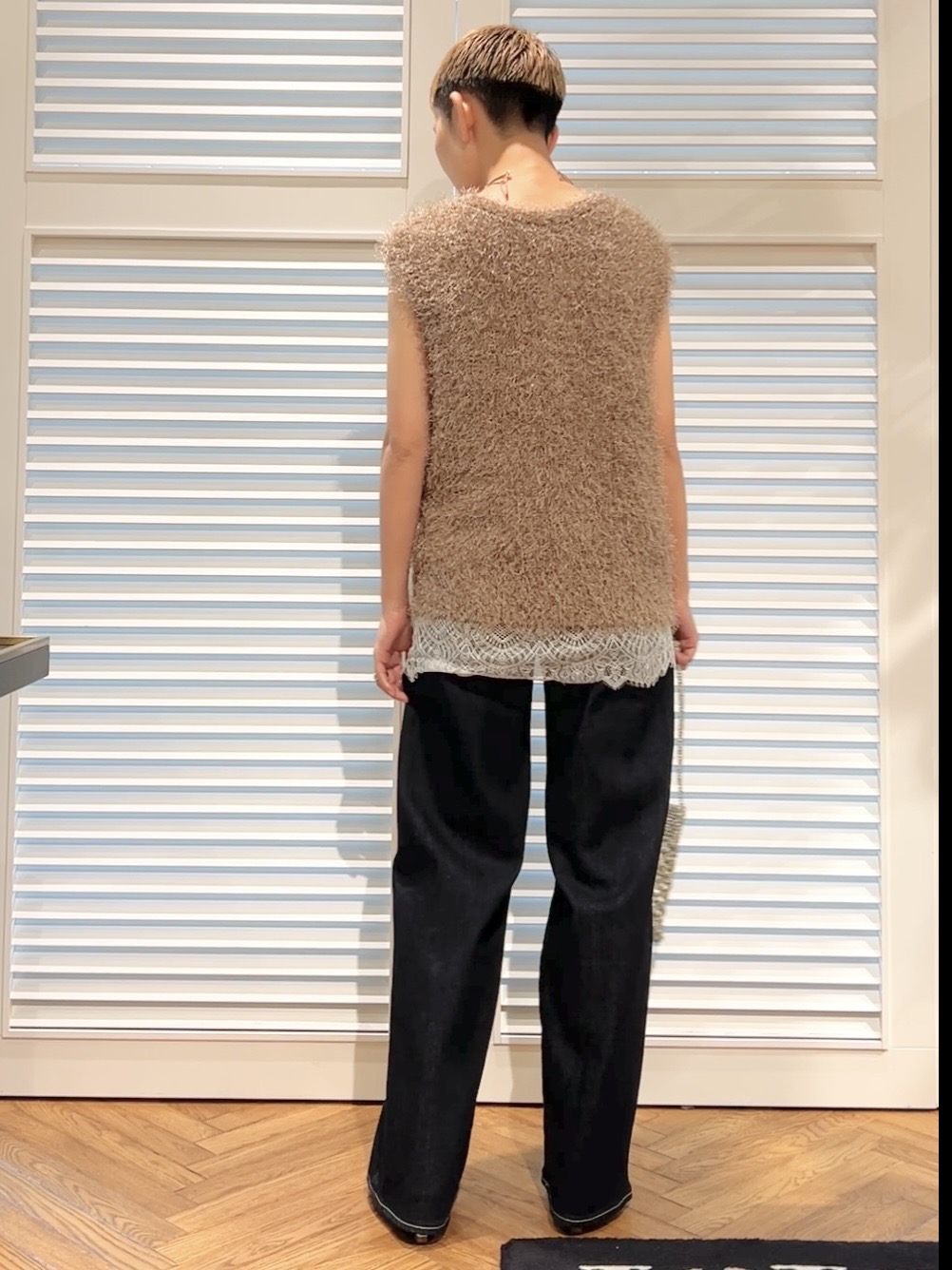 OCHIAIさんの「DRESSTERIOR｜フェザーヤーン2WAYニットプルオーバ」を使ったコーディネート