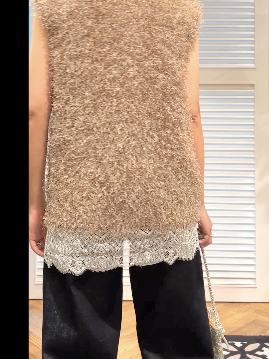 OCHIAIさんの「DRESSTERIOR｜フェザーヤーン2WAYニットプルオーバ」を使ったコーディネート