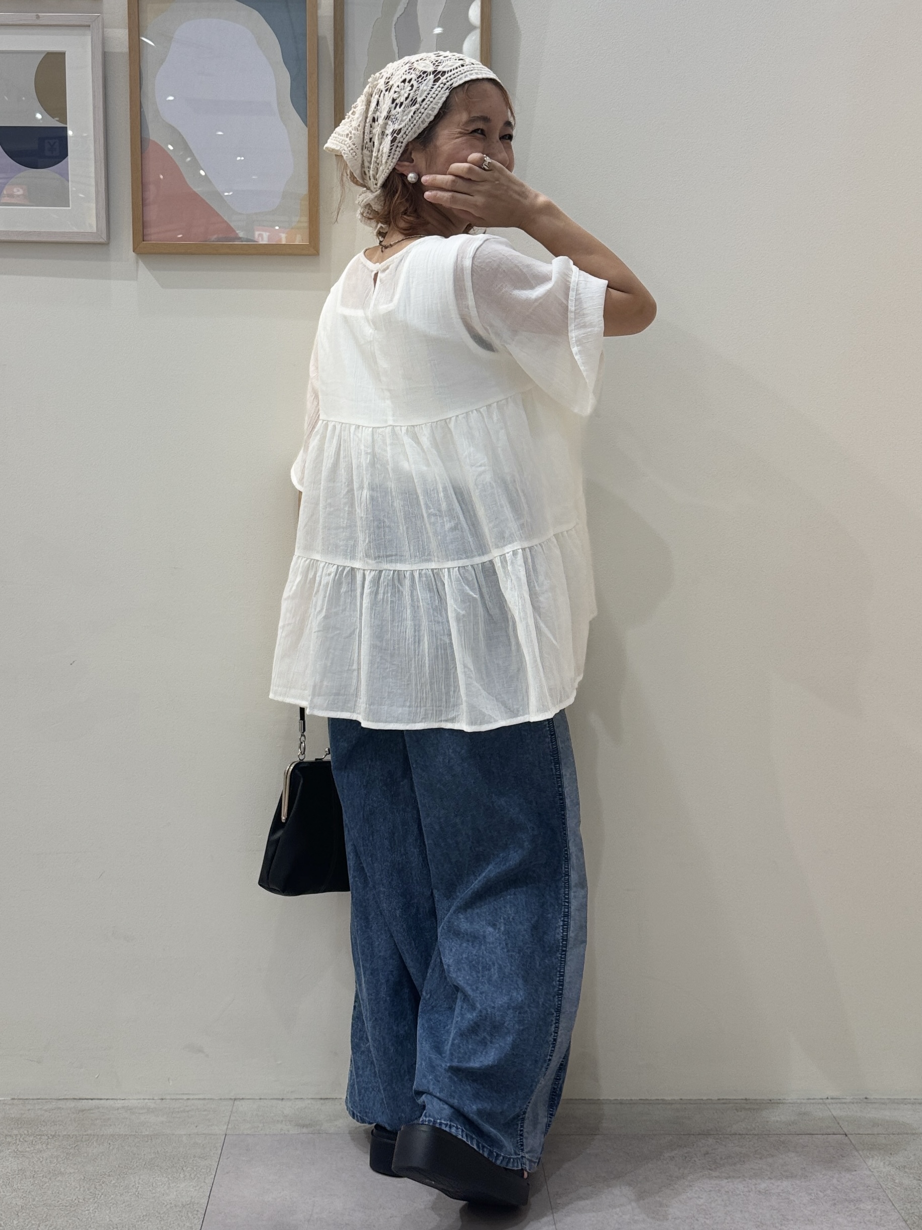 たけぴさんの「SHOO･LA･RUE｜ワッシャーティアードブラウス」を使ったコーディネート