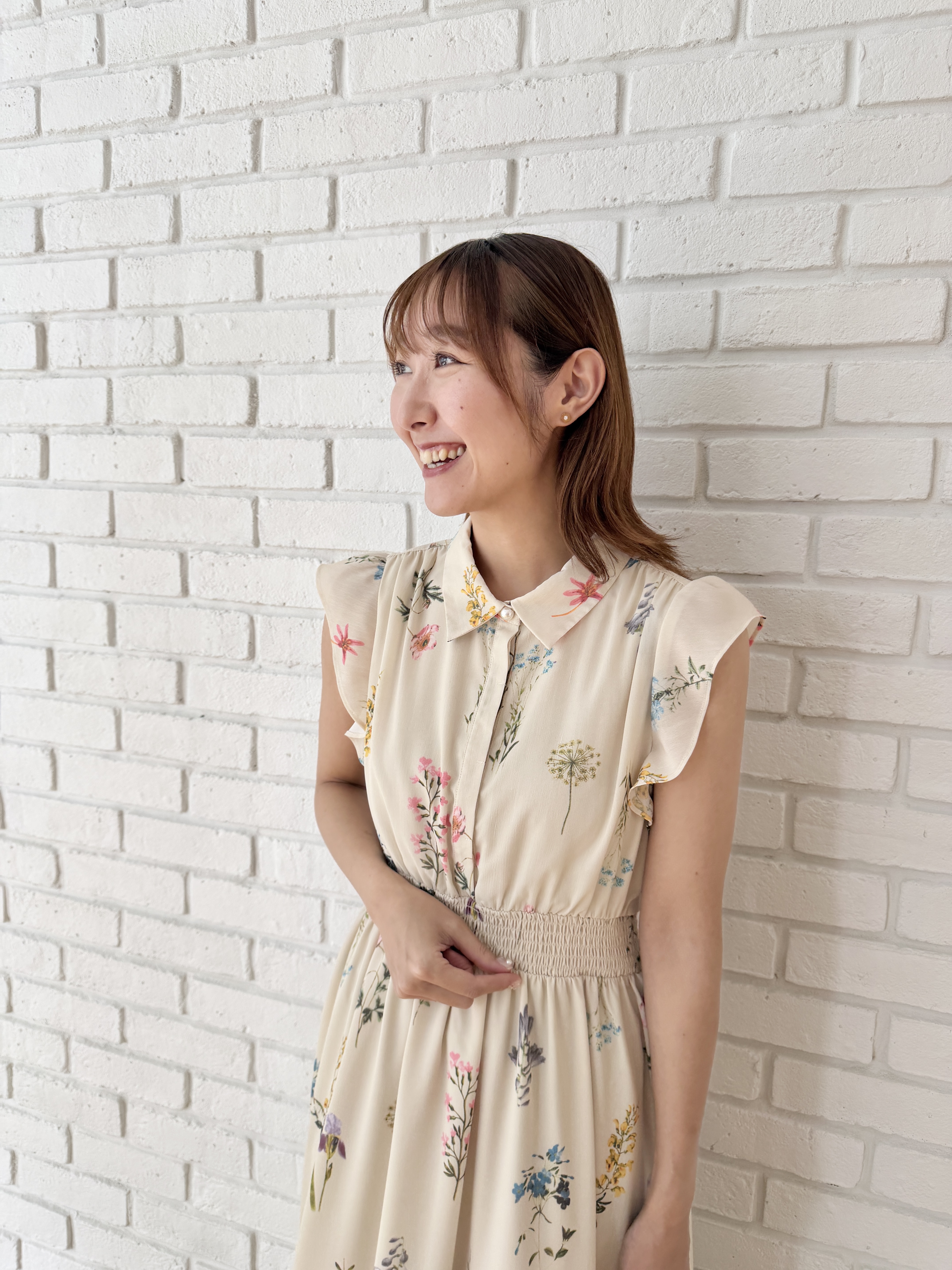 みぃさんの「index｜ボタニカルフレアワンピース【洗濯機OK】」を使ったコーディネート