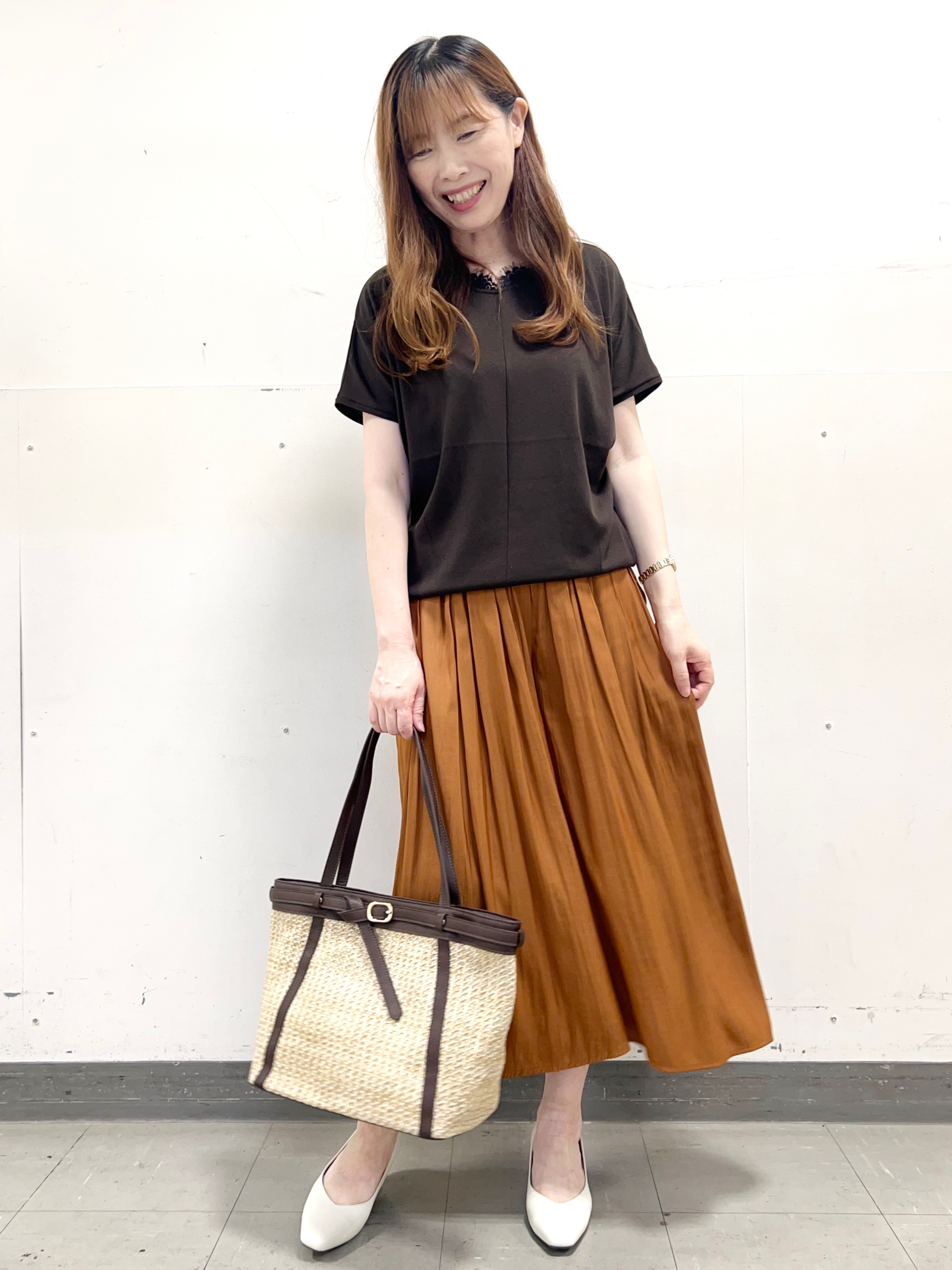 yuさんの「Reflect｜【二の腕カバー／手洗い可】ネックレース フレンチスリーブニット」を使ったコーディネート