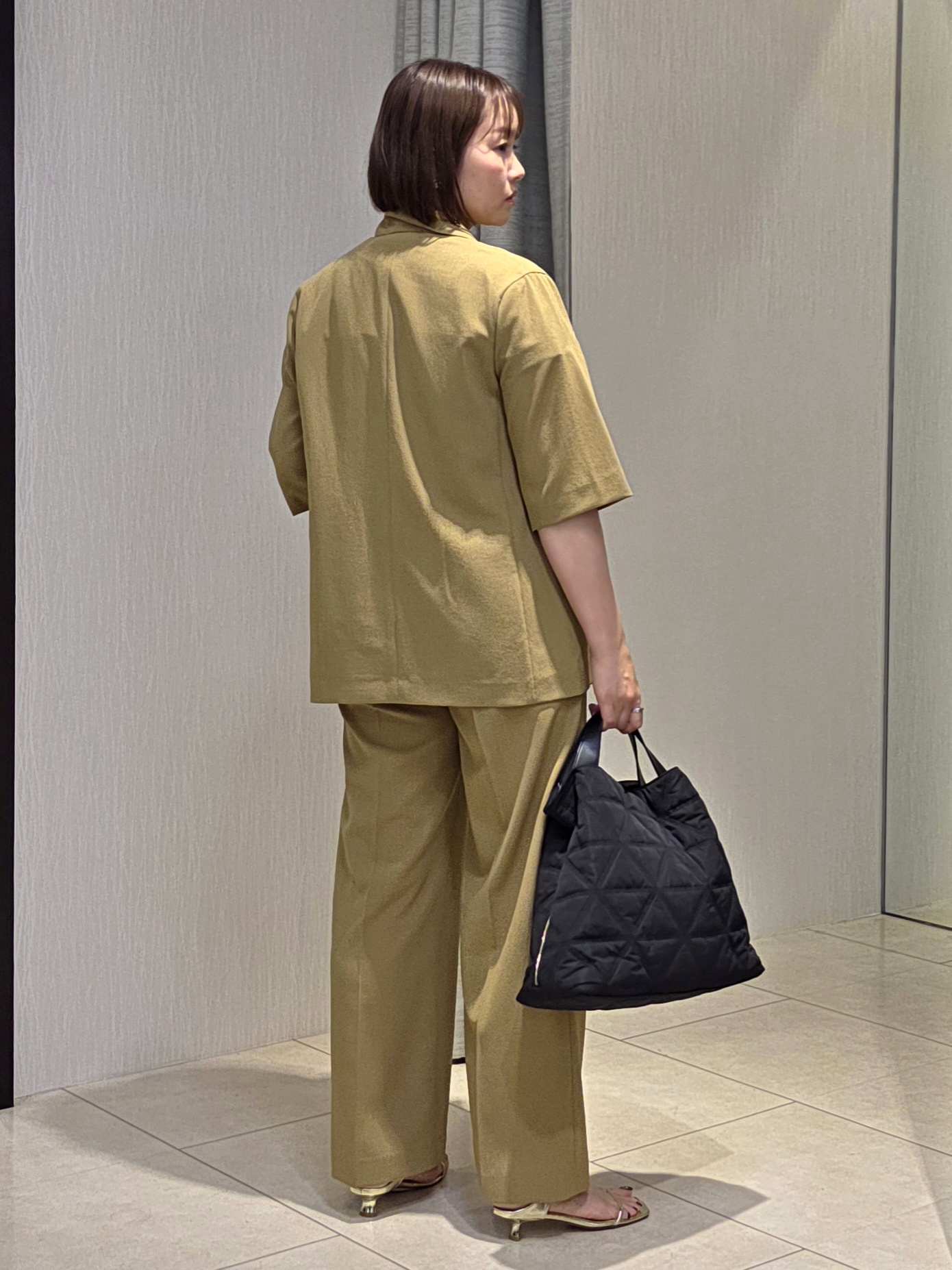 naokoさんの「UNTITLED｜【セットアップ可/通気性/UVカット】エアリークールブラウス」を使ったコーディネート