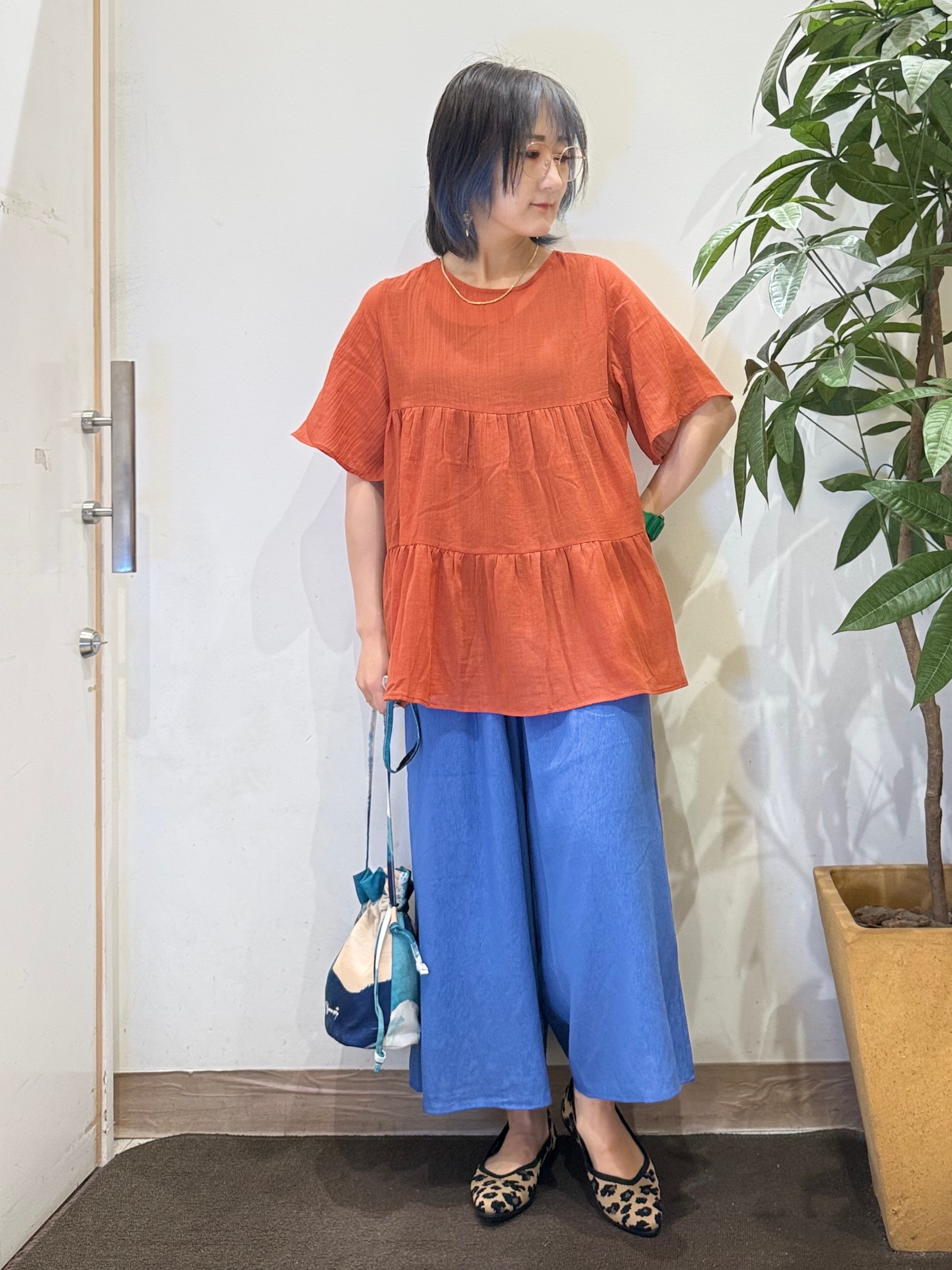 misakiさんの「SHOO･LA･RUE｜ワッシャーティアードブラウス」を使ったコーディネート