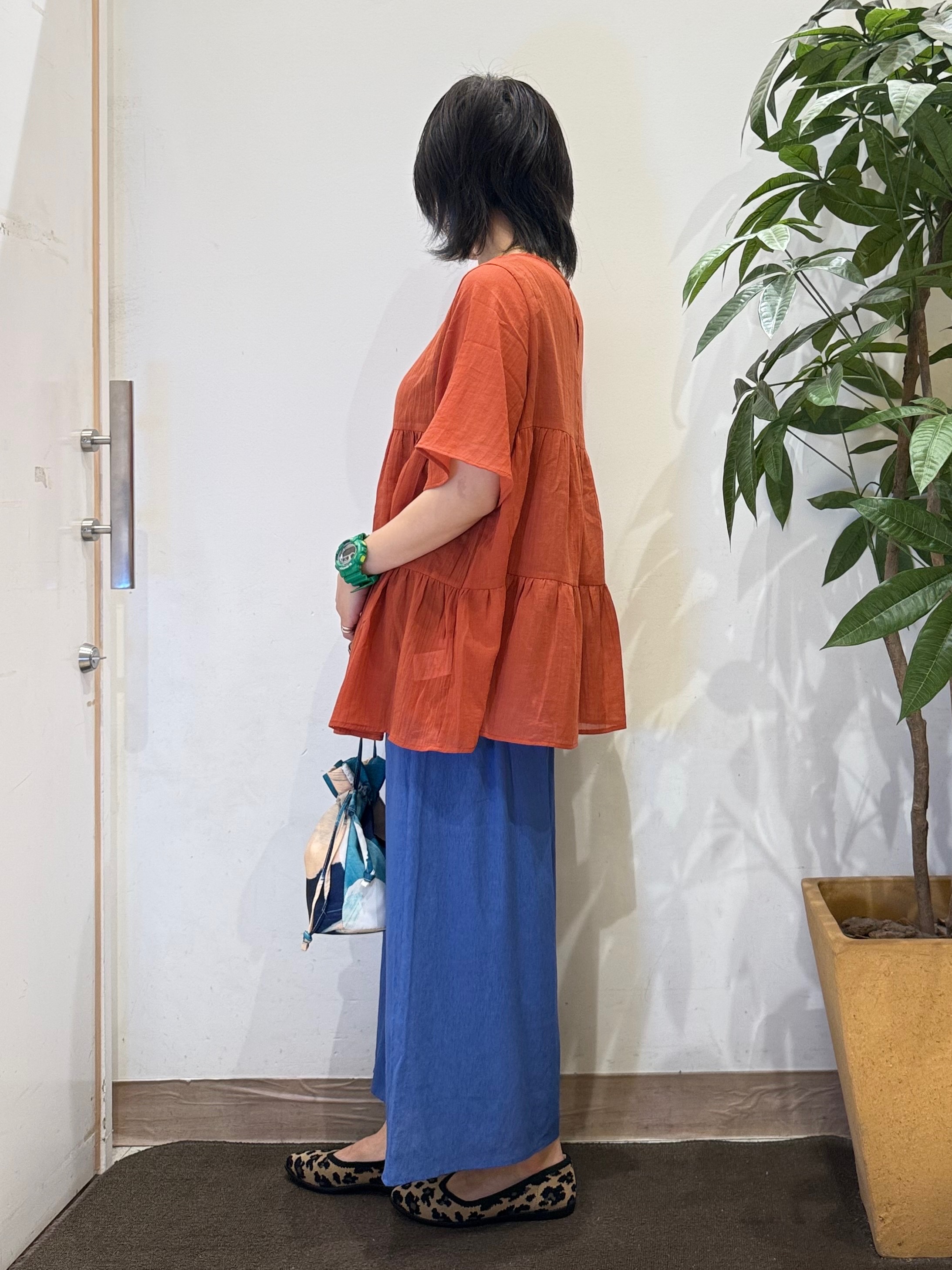 misakiさんの「SHOO･LA･RUE｜ワッシャーティアードブラウス」を使ったコーディネート