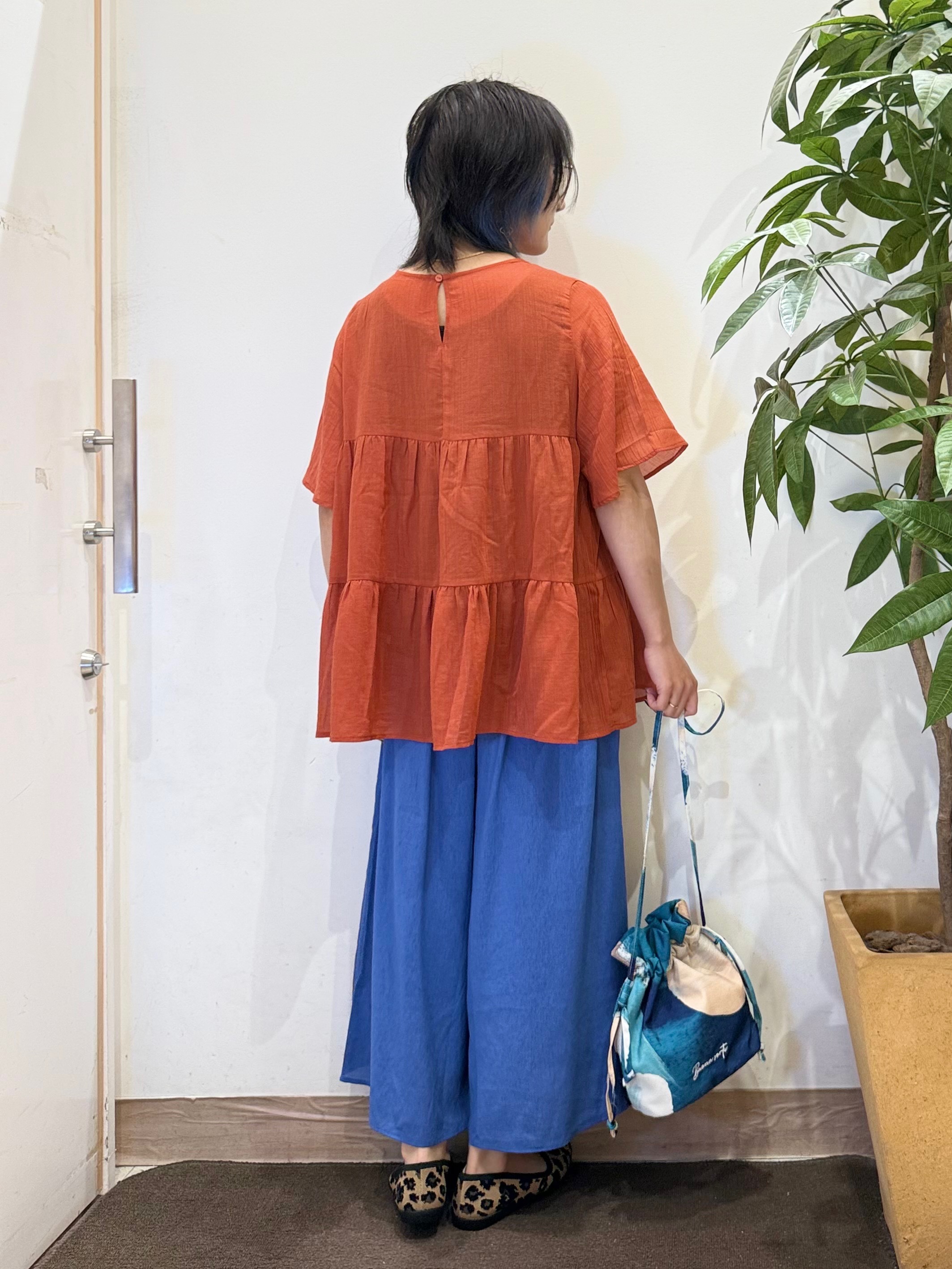 misakiさんの「SHOO･LA･RUE｜ワッシャーティアードブラウス」を使ったコーディネート