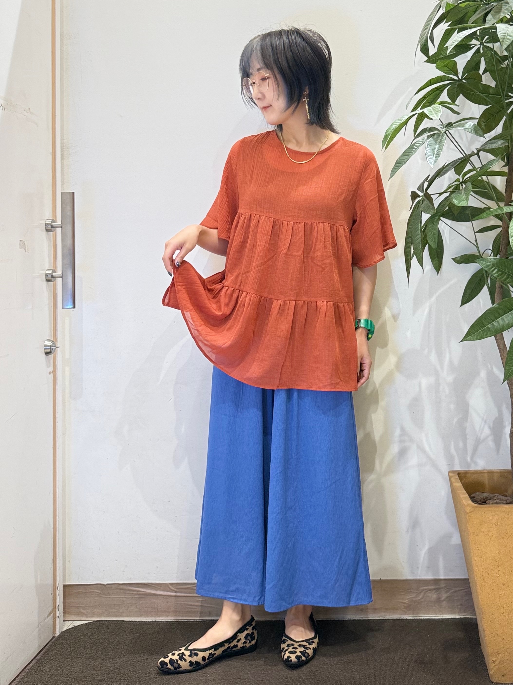 misakiさんの「SHOO･LA･RUE｜ワッシャーティアードブラウス」を使ったコーディネート