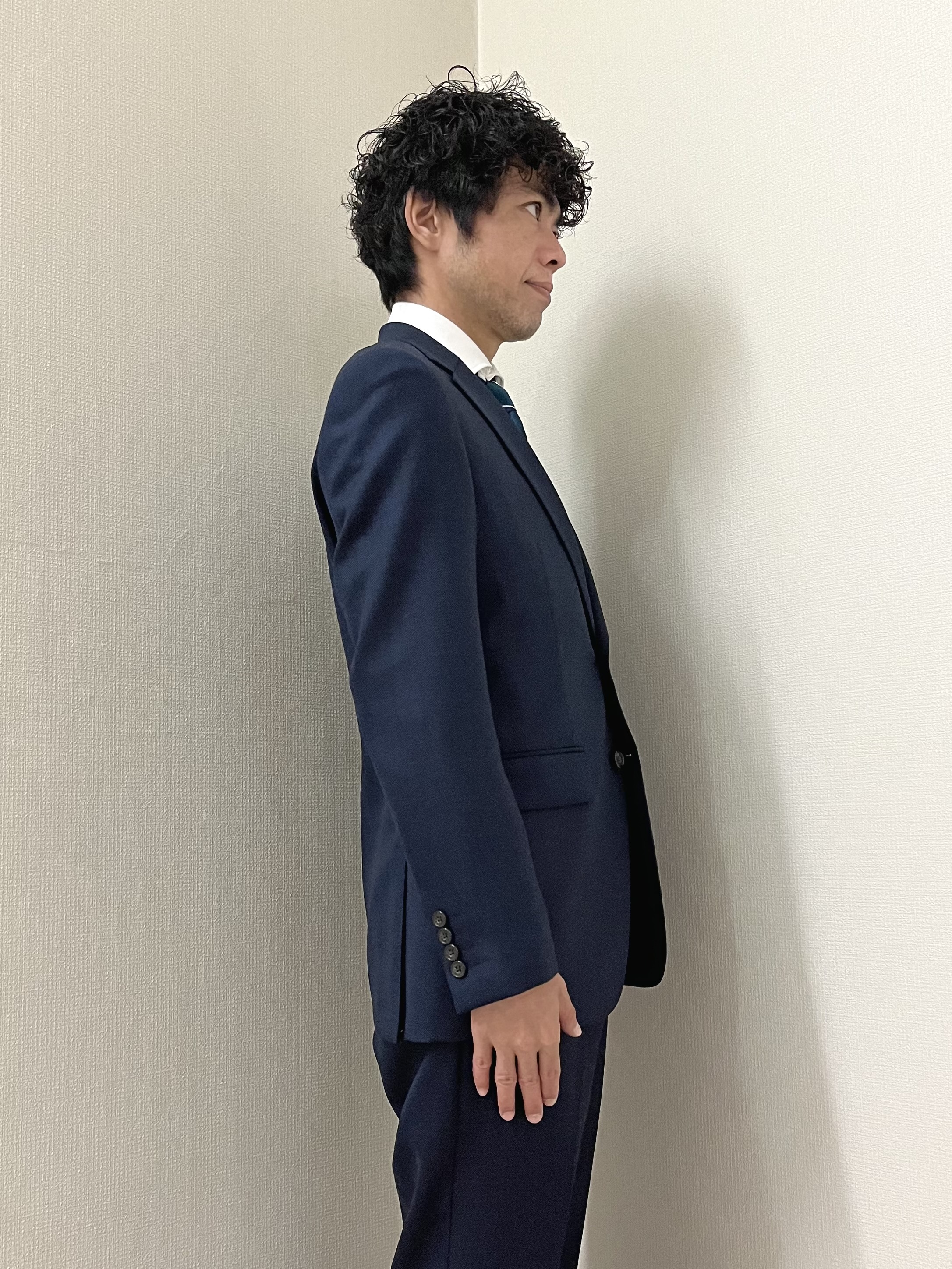 URAさんの「TAKEO KIKUCHI｜シャイニーシャークピンヘッド スーツ/3ピース対応可」を使ったコーディネート