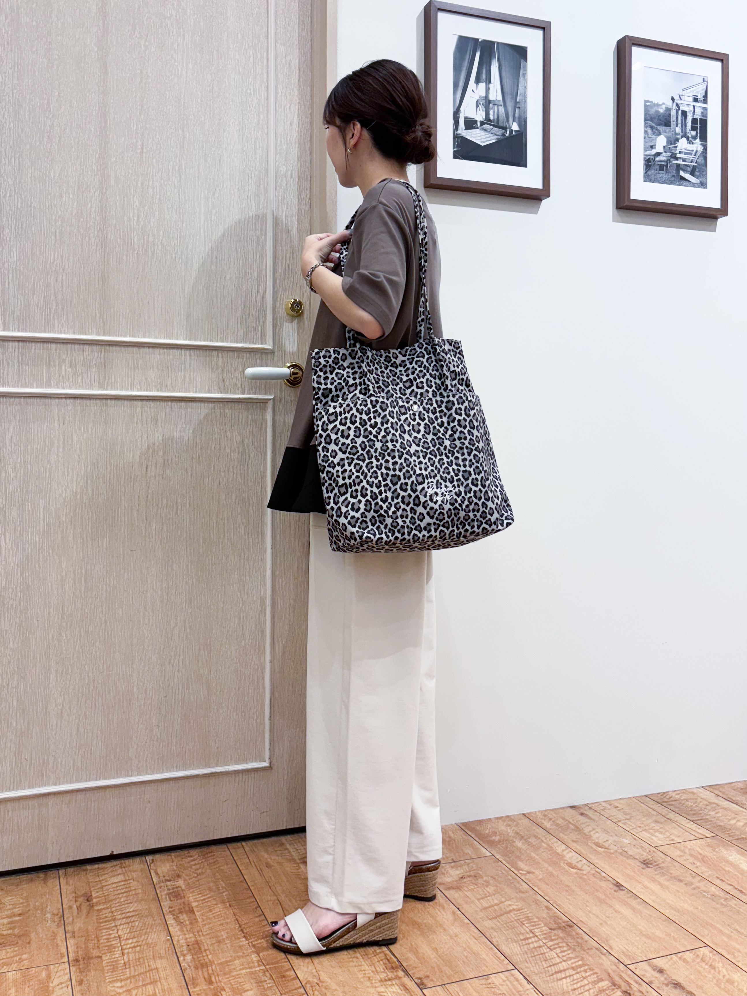 なみさんの「SHOO･LA･RUE｜【ひんやり/UV/抗菌防臭】体型カバーも叶う 裾切り替えAライントップス」を使ったコーディネート