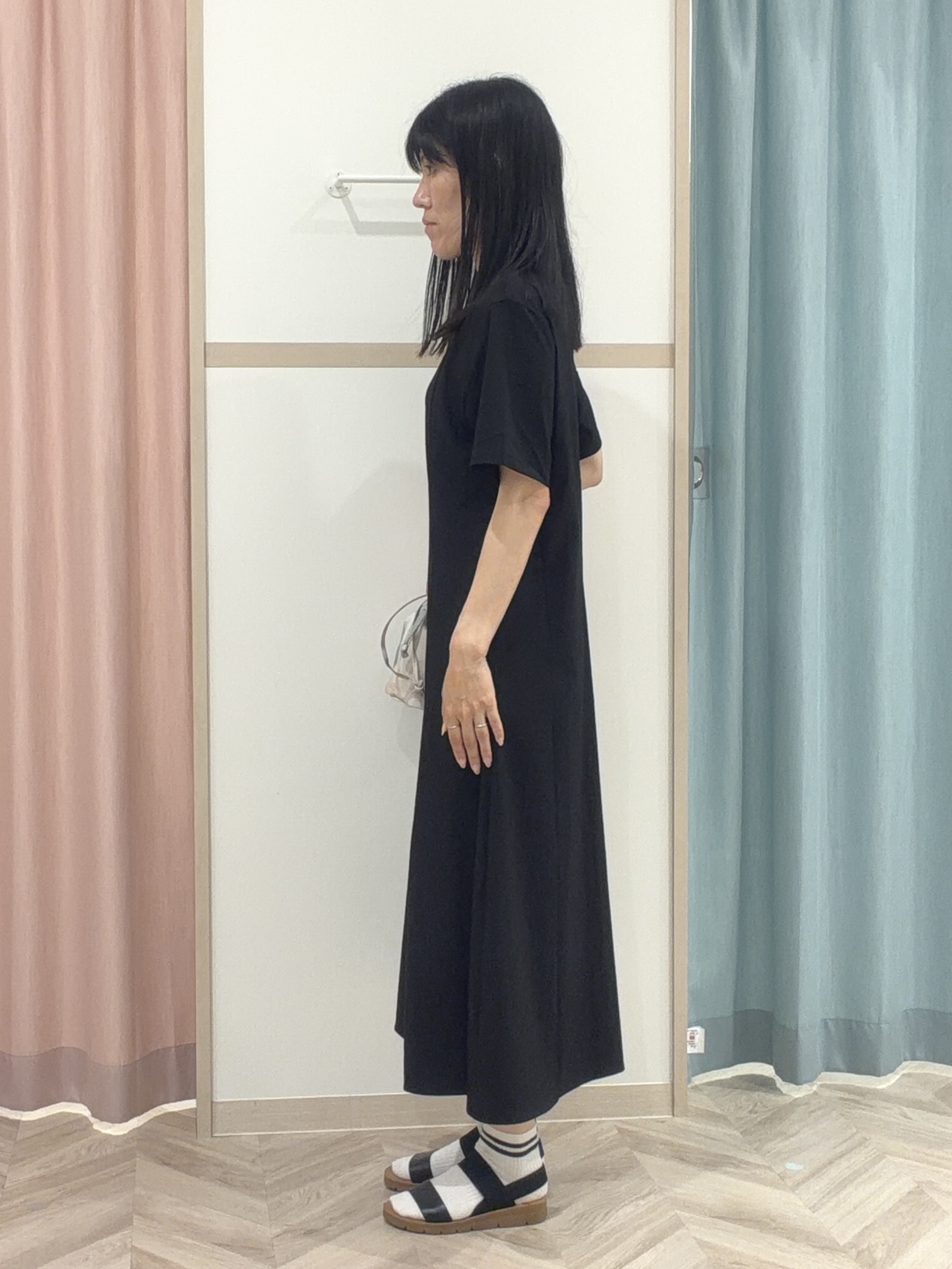 大西直穂さんの「SHOO･LA･RUE｜【S-LL/洗濯機可/セットアップ可】軽凛(かろりん) ひんやり切替ワンピース」を使ったコーディネート
