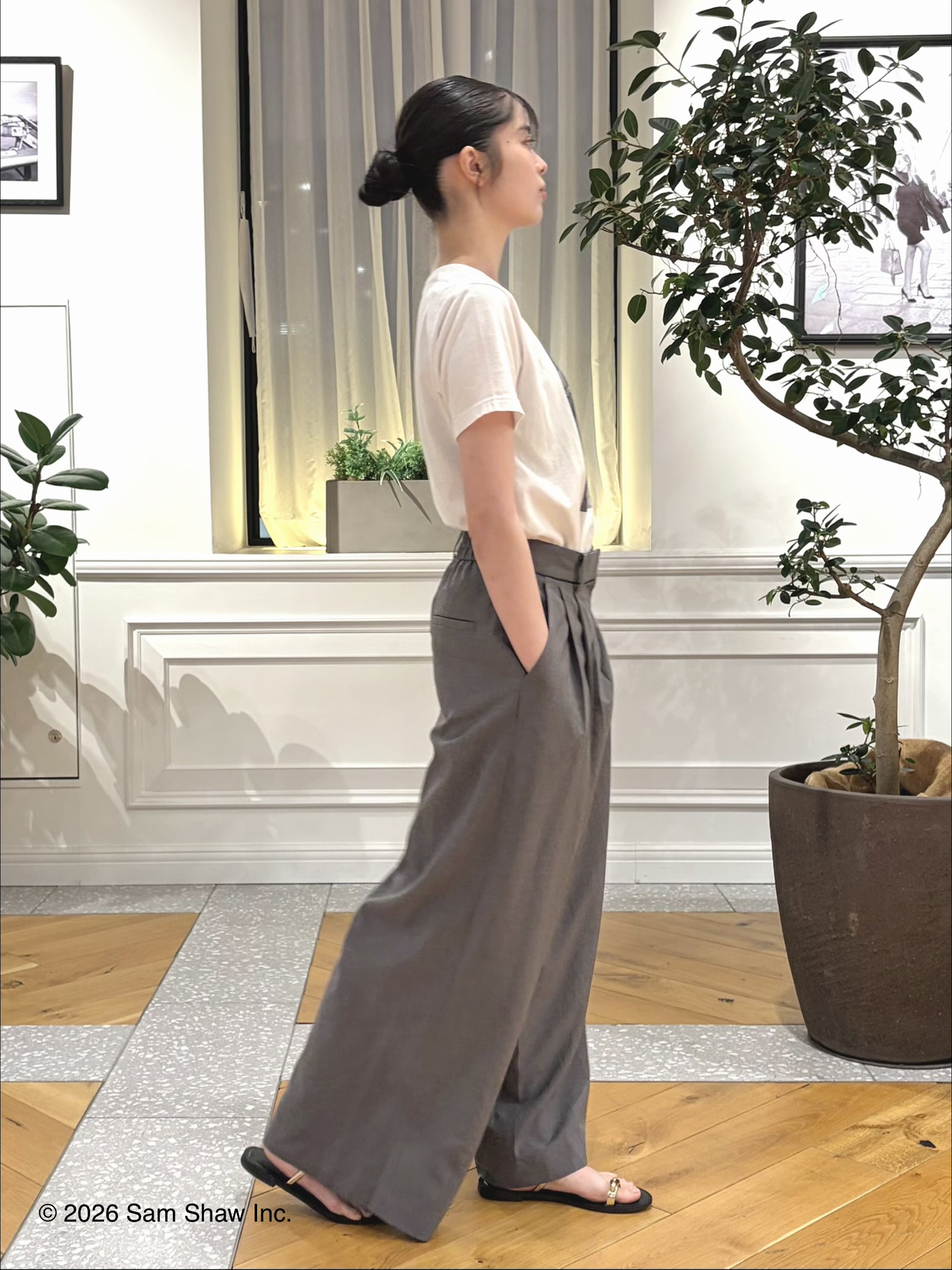 pupiさんの「DRESSTERIOR｜【別注】マリリンモンロー/モノトーンプリントTシャツ」を使ったコーディネート