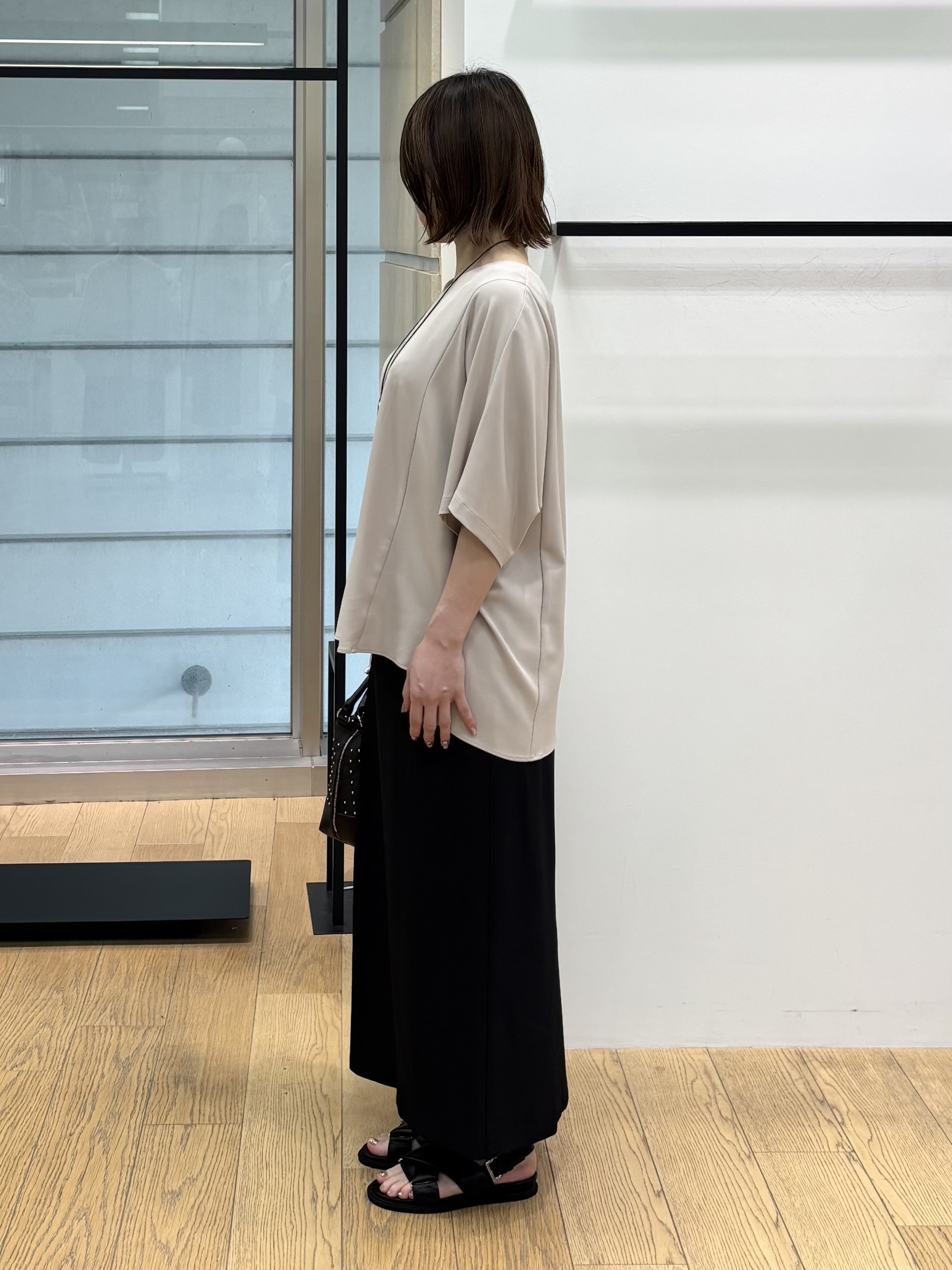 asamiさんの「INDIVI｜【着る日傘】ドルマントップス」を使ったコーディネート