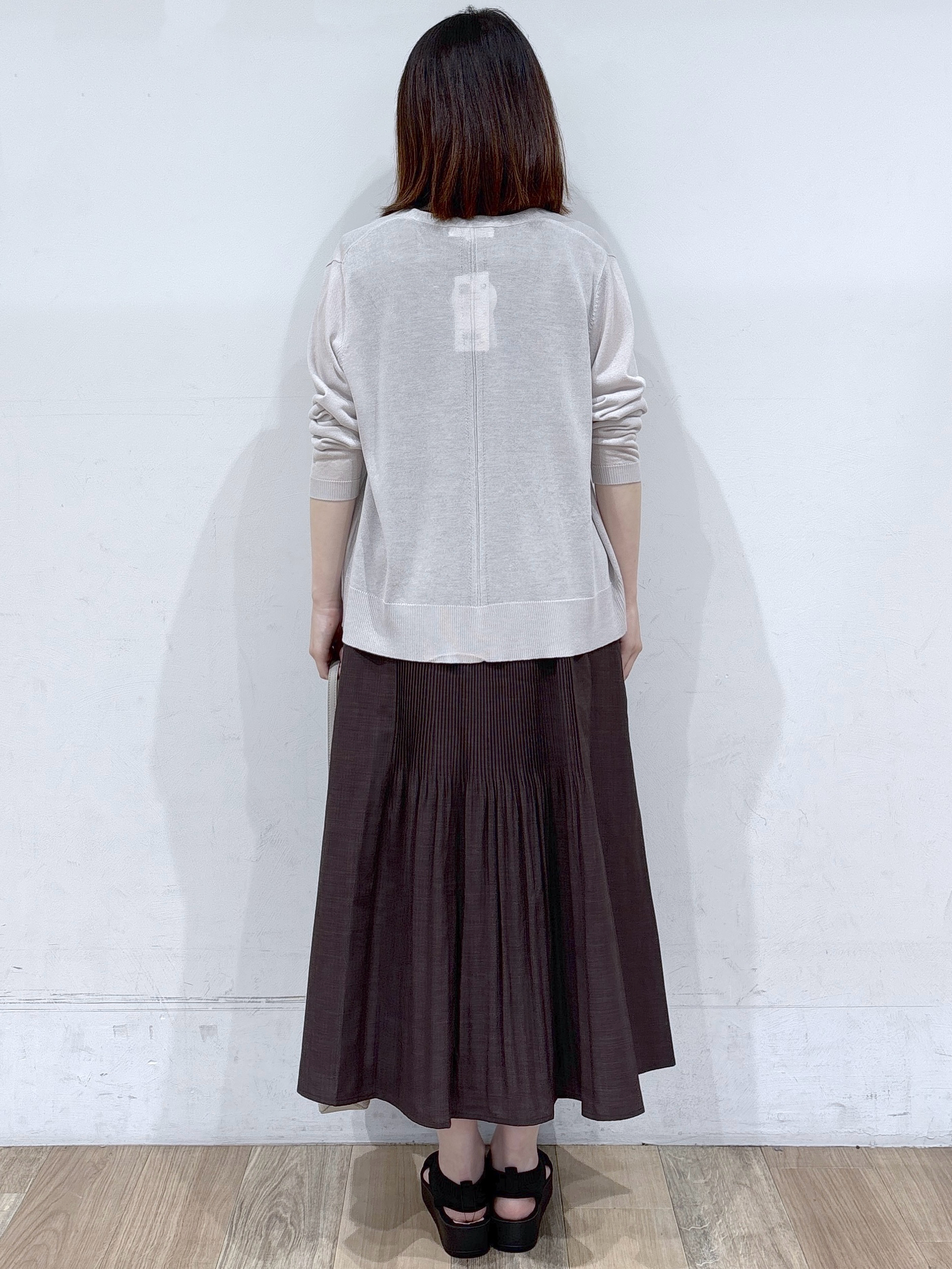 るーさんの「grove｜高評価！【接触冷感／UVカットetc】ベーシックショートカーディガン」を使ったコーディネート