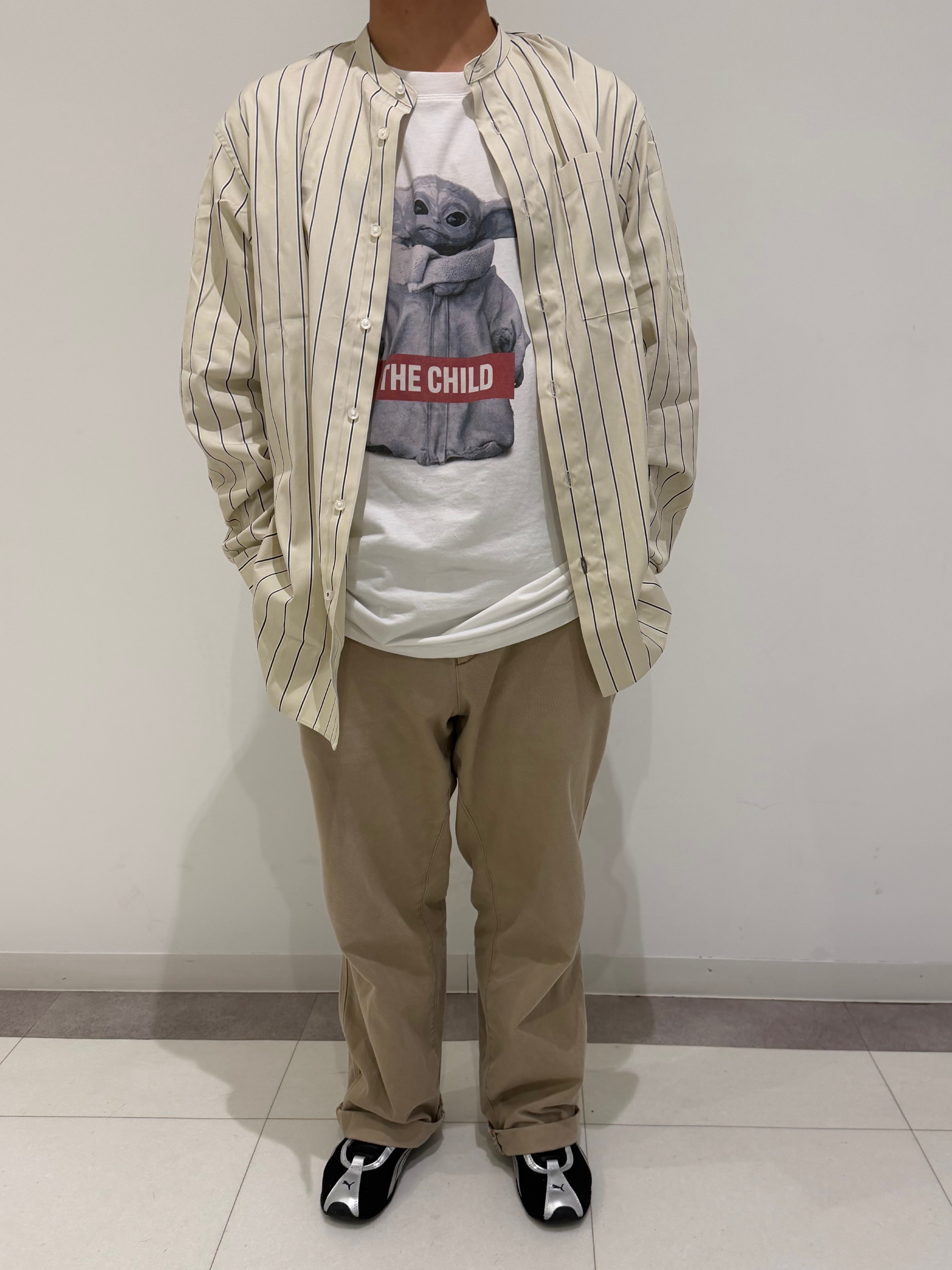 MATSUBARAさんの「DRESSTERIOR｜バンドカラー ストライプシャツ」を使ったコーディネート