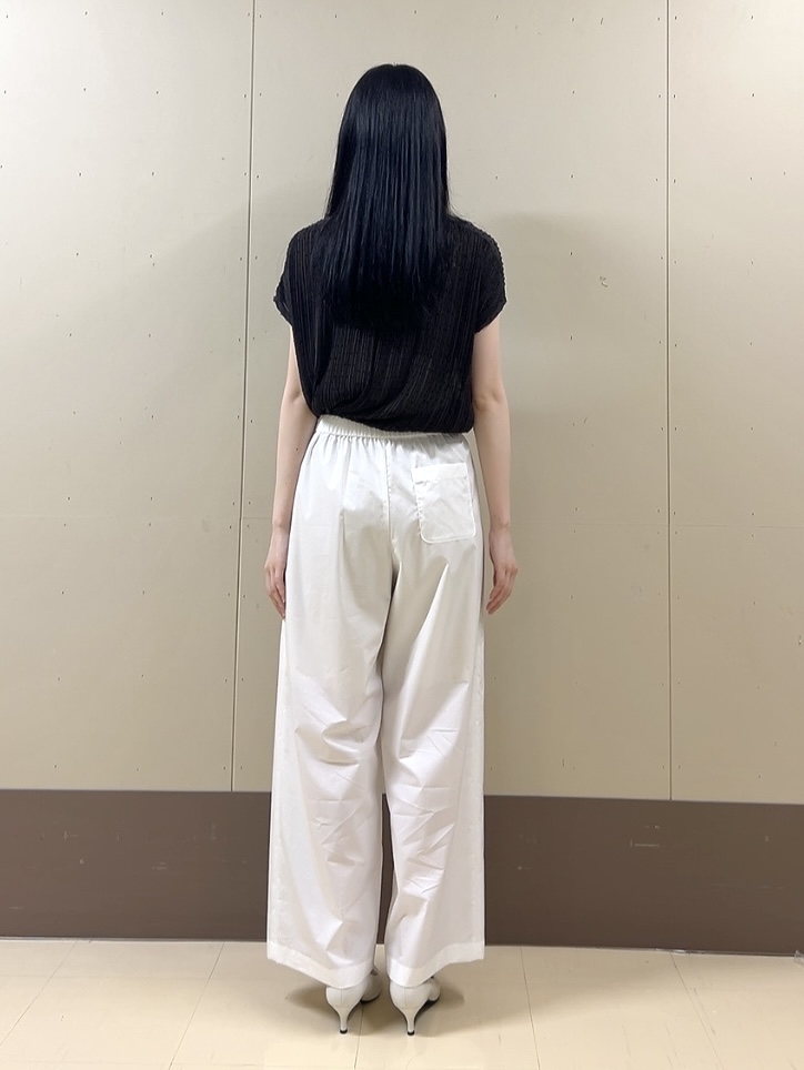 sechiさんの「UNTITLED｜◆【1枚で着映える】ドットジャガードブラウス」を使ったコーディネート