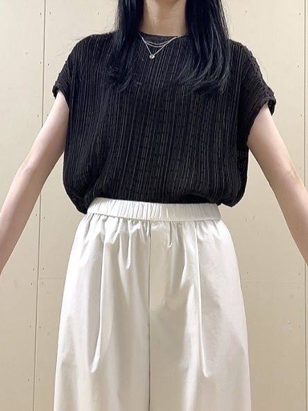 sechiさんの「UNTITLED｜◆【1枚で着映える】ドットジャガードブラウス」を使ったコーディネート