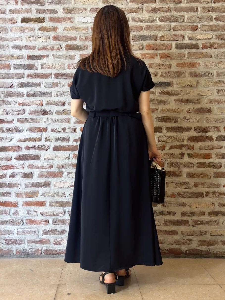 tokiさんの「THE SHOP TK｜【M-XL/ひんやり/遮熱】やみつきになる とろみスキッパーワンピース」を使ったコーディネート