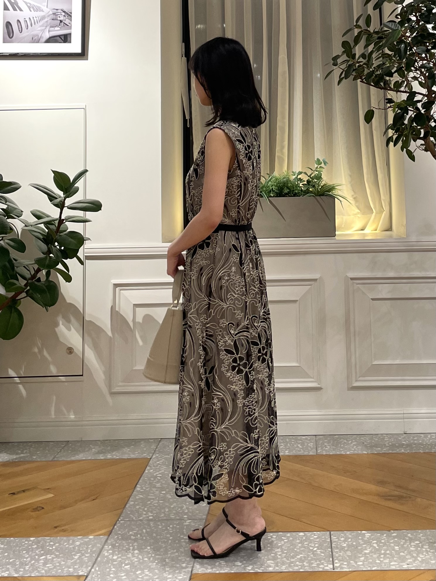 Lilyさんの「DRESSTERIOR｜シアーコードレース ドレス」を使ったコーディネート