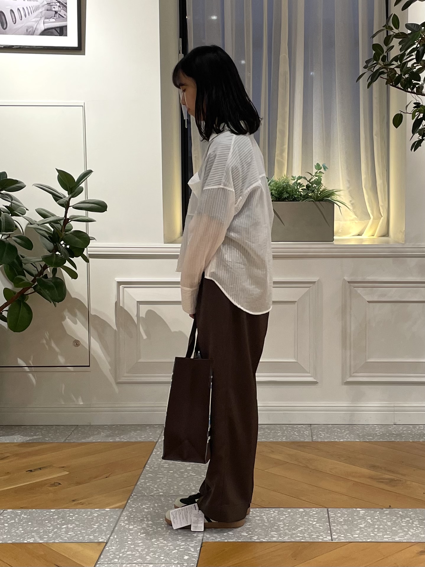 Lilyさんの「DRESSTERIOR｜シアーストライプクロップドシャツ」を使ったコーディネート