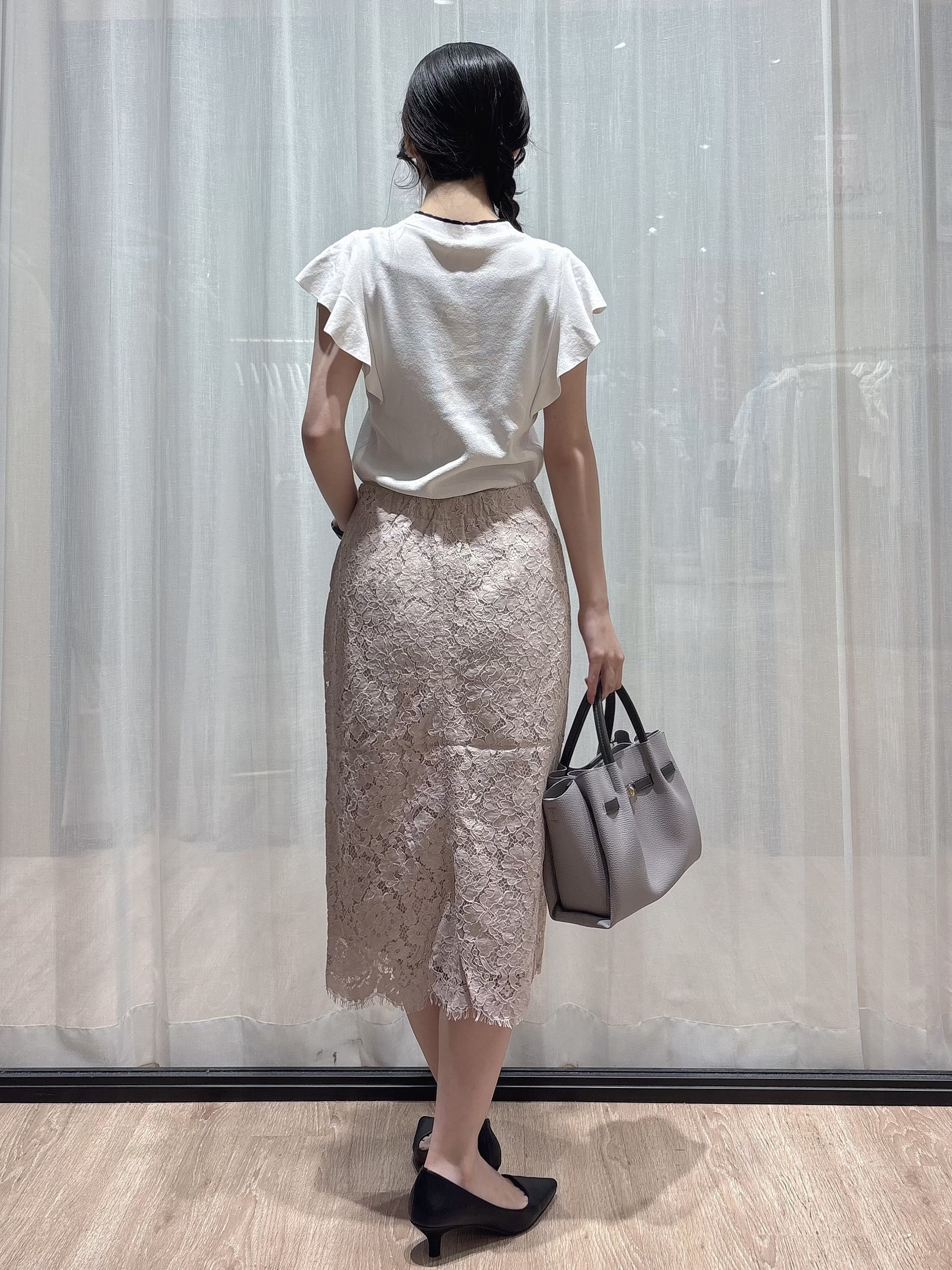 ぞうげさんの「OPAQUE.CLIP｜【UVケア／接触冷感】バイカラーボウタイフリルトップス《洗濯機OK》」を使ったコーディネート