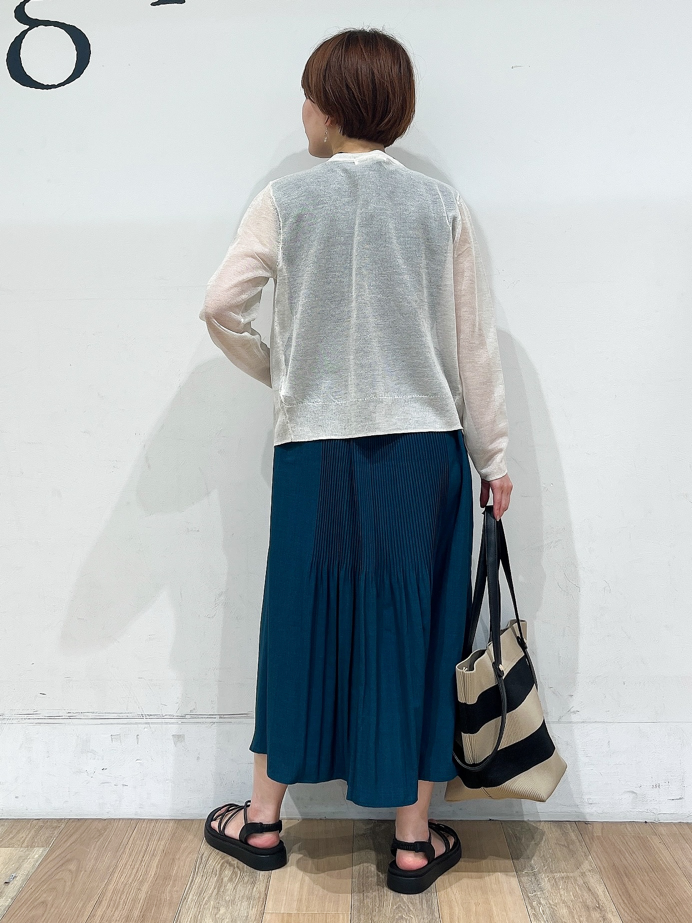 山さんさんの「grove｜【低身長さんも選べる着丈・洗濯機◎】プリーツベルトワンピース」を使ったコーディネート