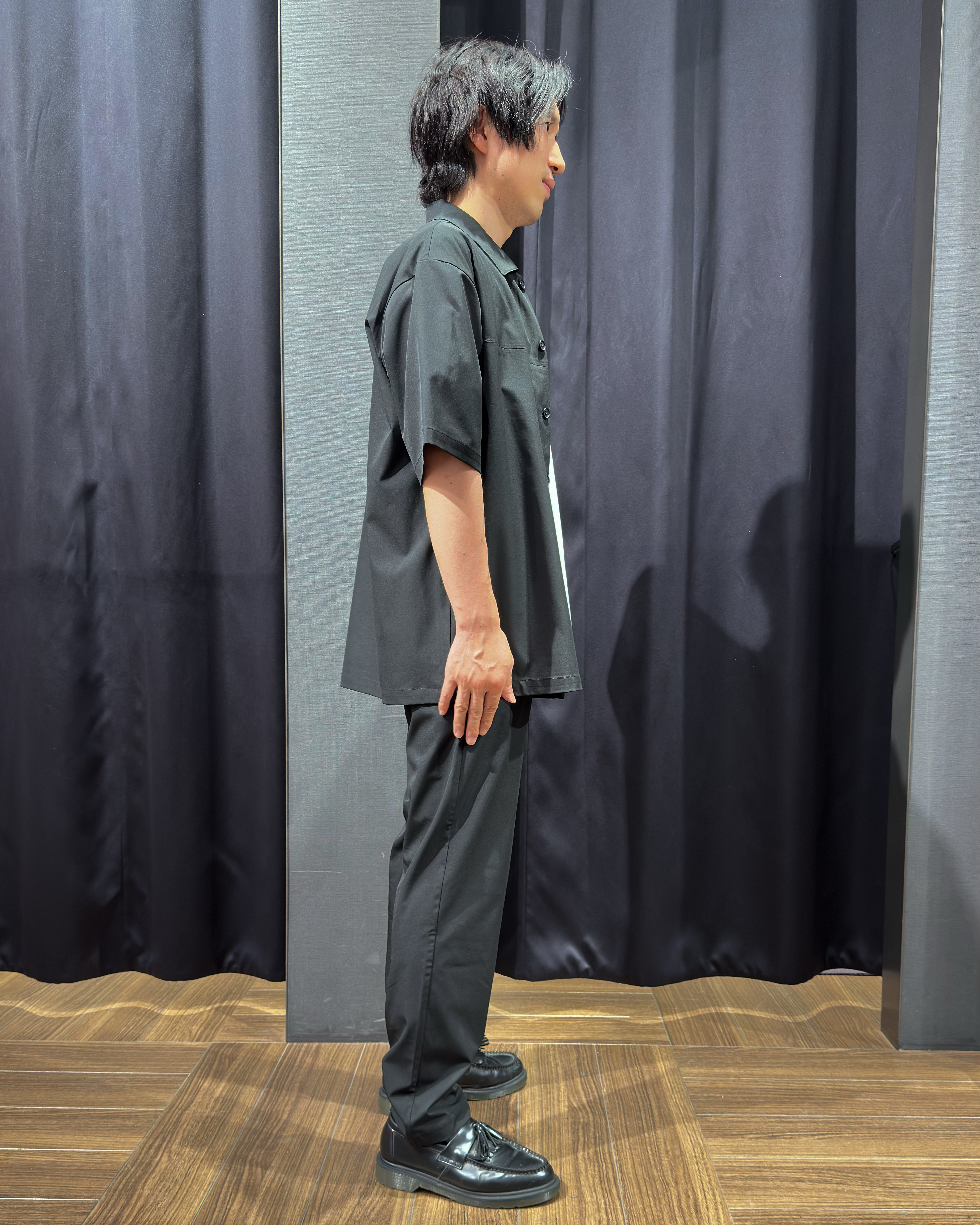 tomoyaさんの「THE SHOP TK｜【吸水速乾／接触冷感／防シワ／マシンウォッシャブル】ハイドロクール 半袖シャツ」を使ったコーディネート