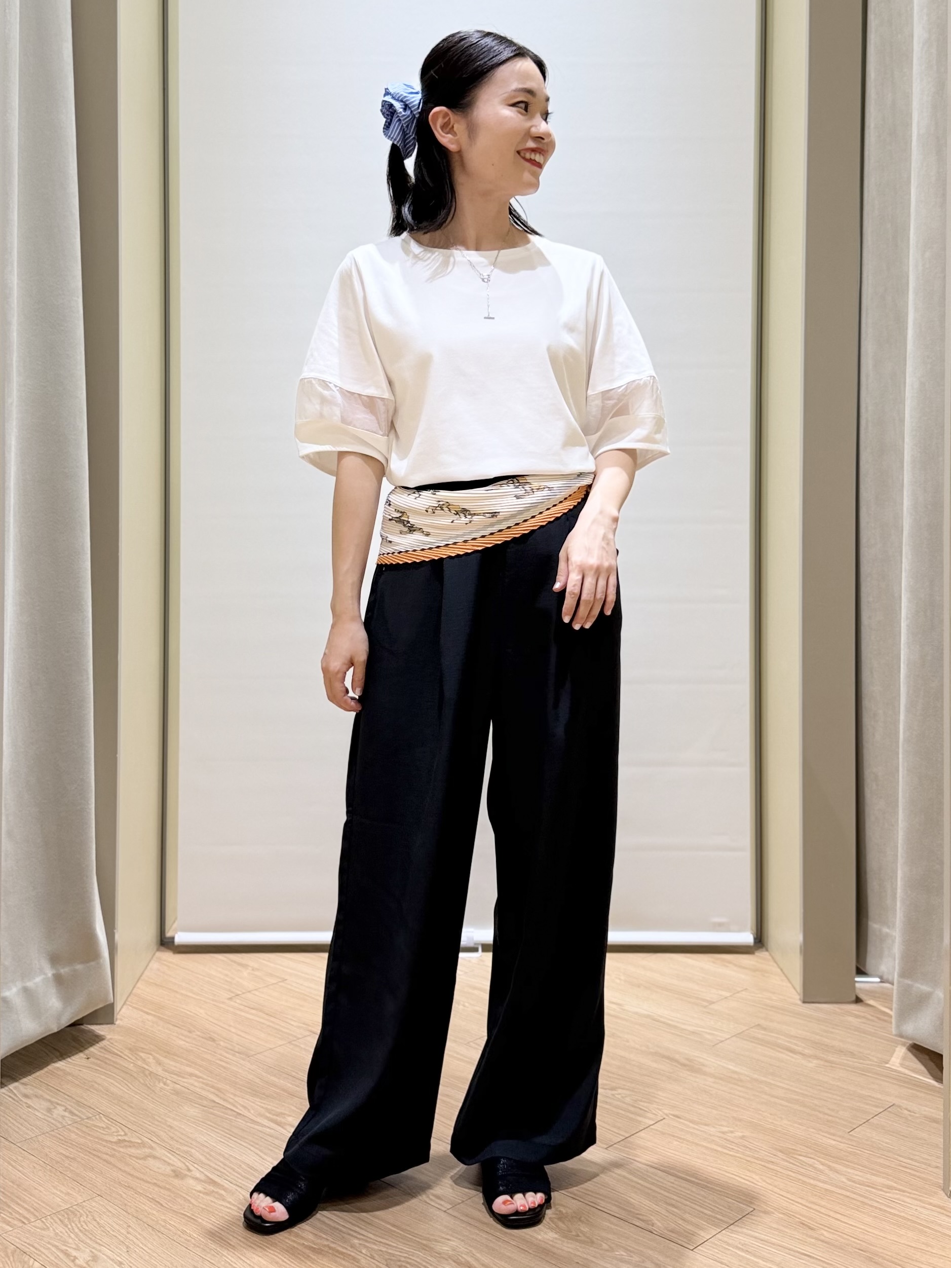 あんりさんの「grove｜【吸水速乾・UVカット・接触冷感】シアードッキングランタンスリーブTシャツ」を使ったコーディネート