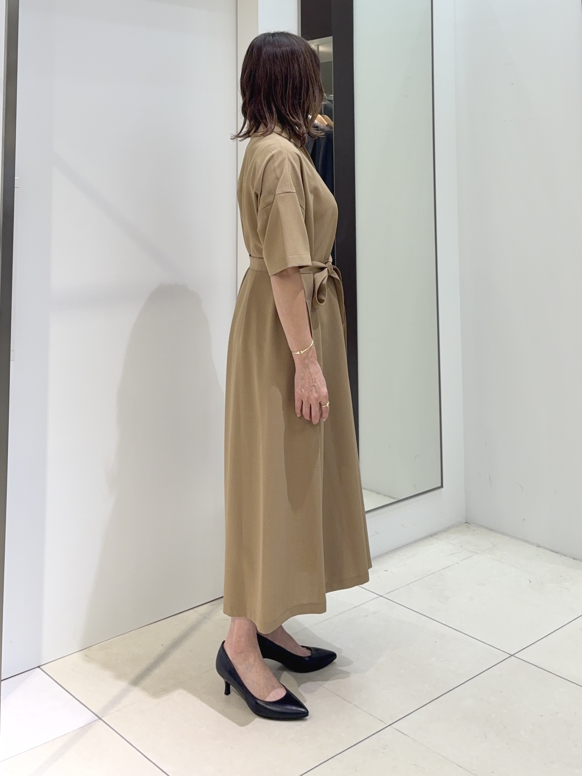tomoさんの「UNTITLED｜【UVカット/接触冷感/通気性】エアリークールワンピース」を使ったコーディネート