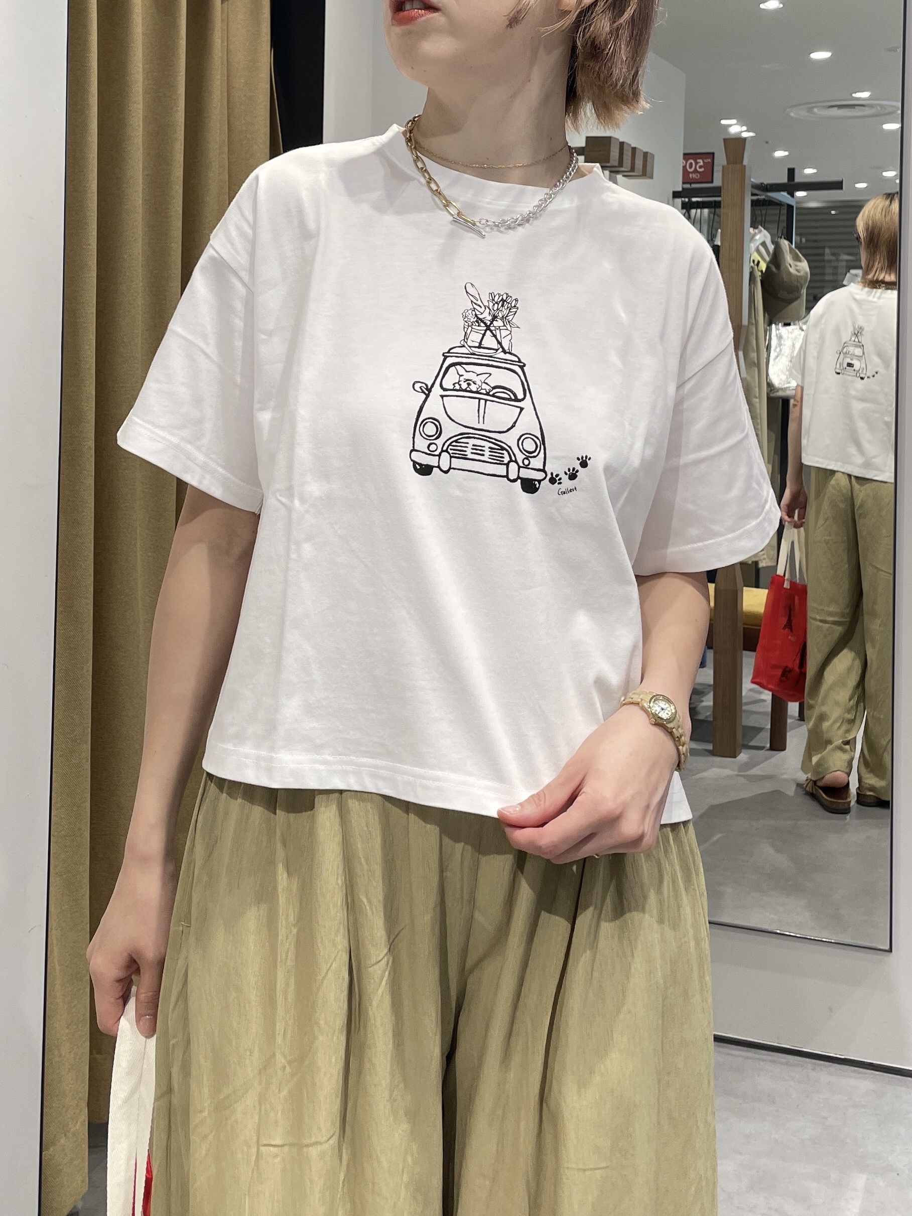 mikuさんの「INDIVI｜フレンチブルTシャツ」を使ったコーディネート