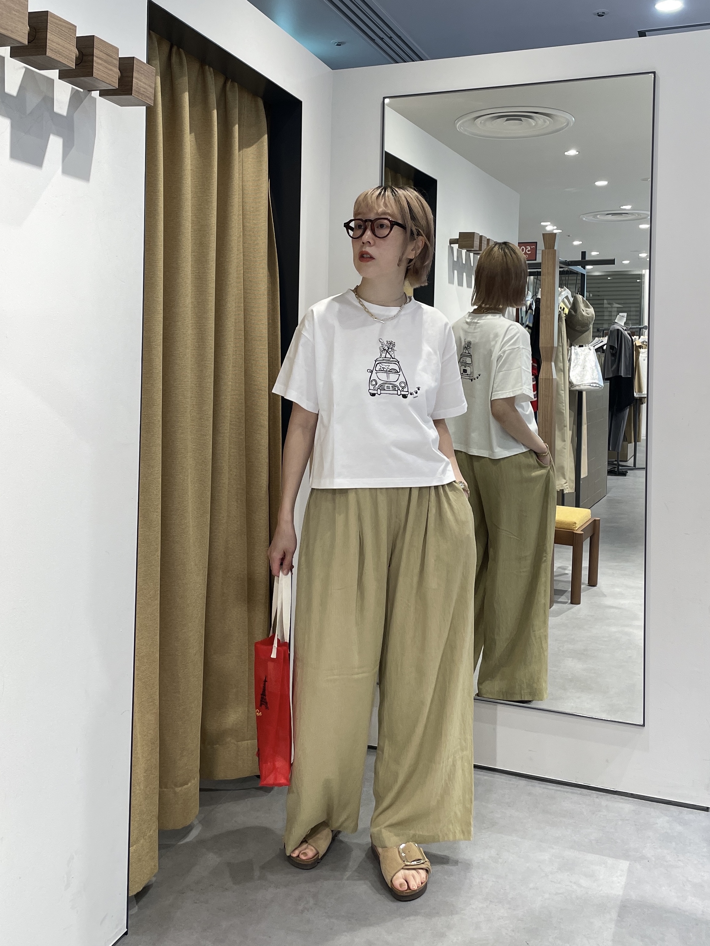 mikuさんの「INDIVI｜フレンチブルTシャツ」を使ったコーディネート