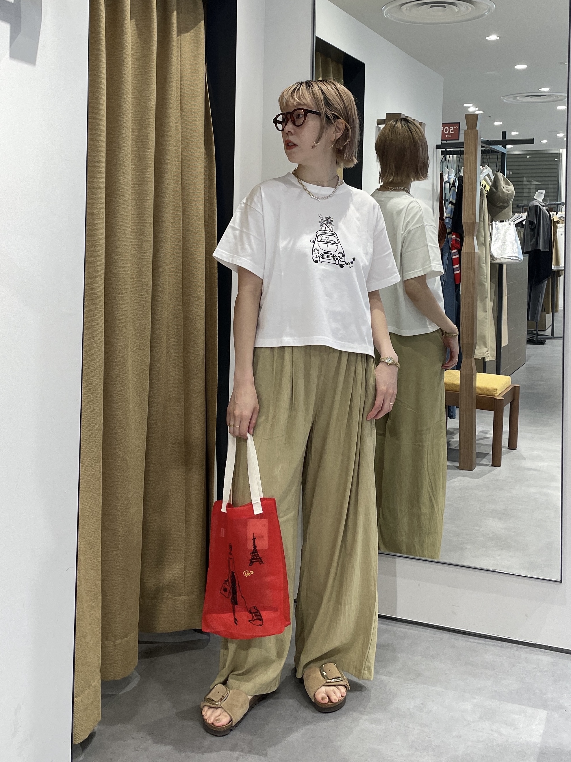 mikuさんの「INDIVI｜フレンチブルTシャツ」を使ったコーディネート