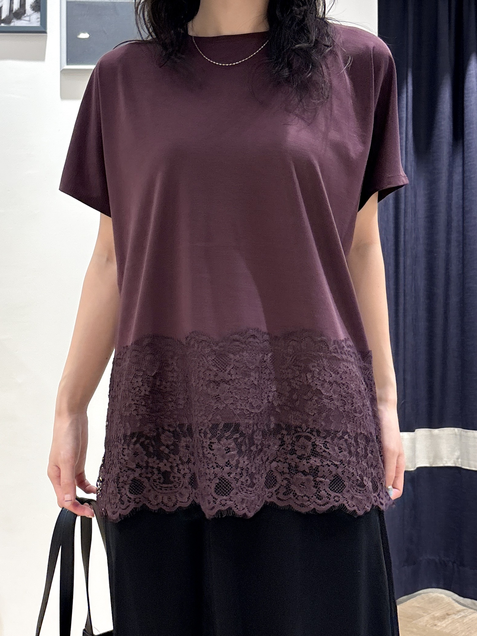 ayakaさんの「grove｜【持続冷感/SET UP可】ひんやりポンチシリーズ／裾レースドルマンカットソー」を使ったコーディネート