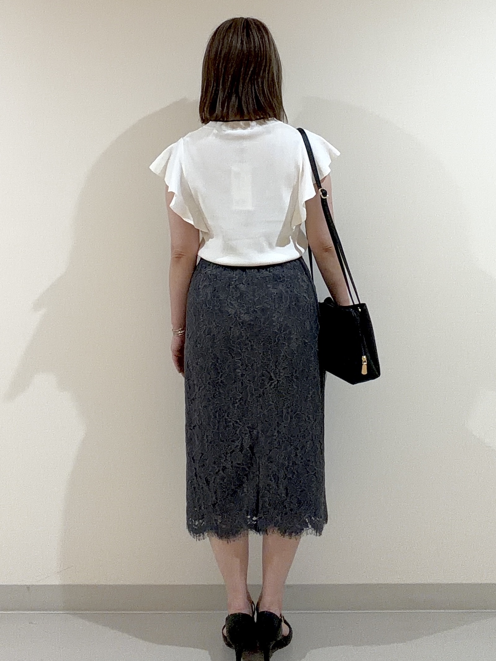 めぐみさんさんの「index｜【UVケア／接触冷感】バイカラーボウタイフリルトップス《洗濯機OK》」を使ったコーディネート