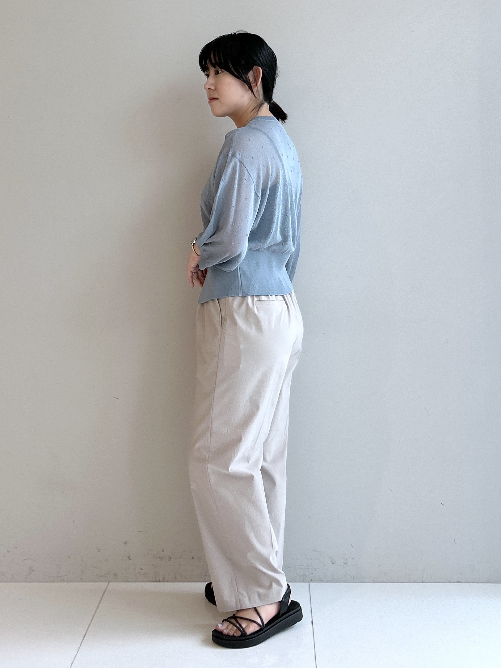 Hirokaさんの「grove｜シアードットカーディガン」を使ったコーディネート