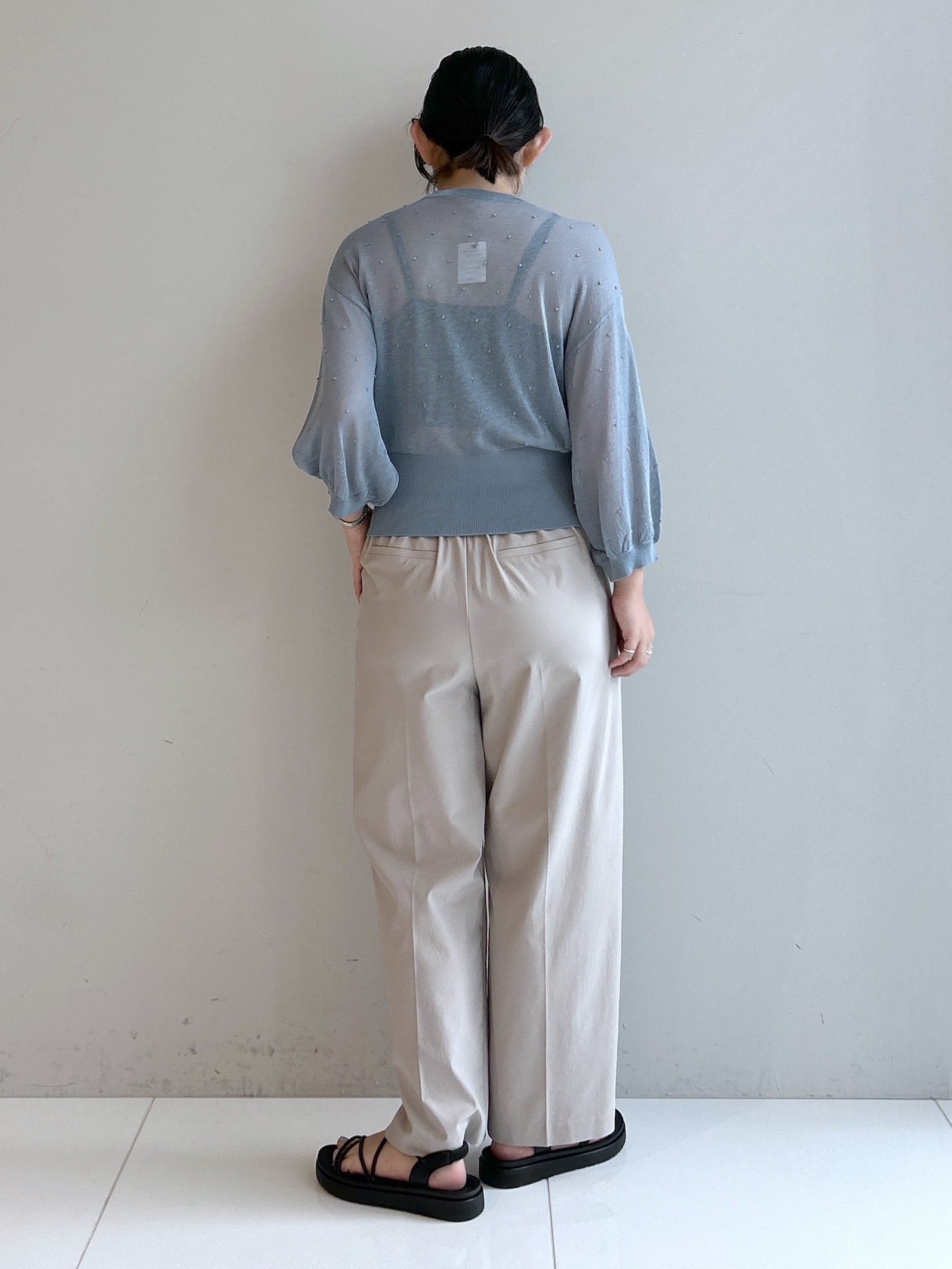 Hirokaさんの「grove｜シアードットカーディガン」を使ったコーディネート