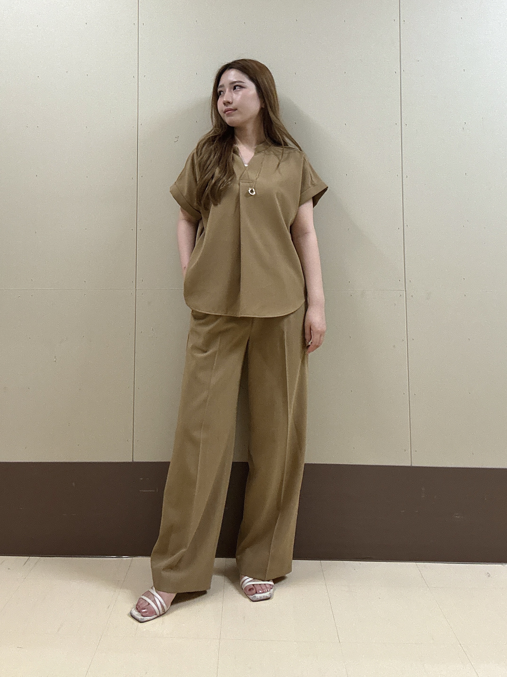 rimaさんの「UNTITLED｜【セットアップ可/通気性/UVカット】エアリークールブラウス」を使ったコーディネート