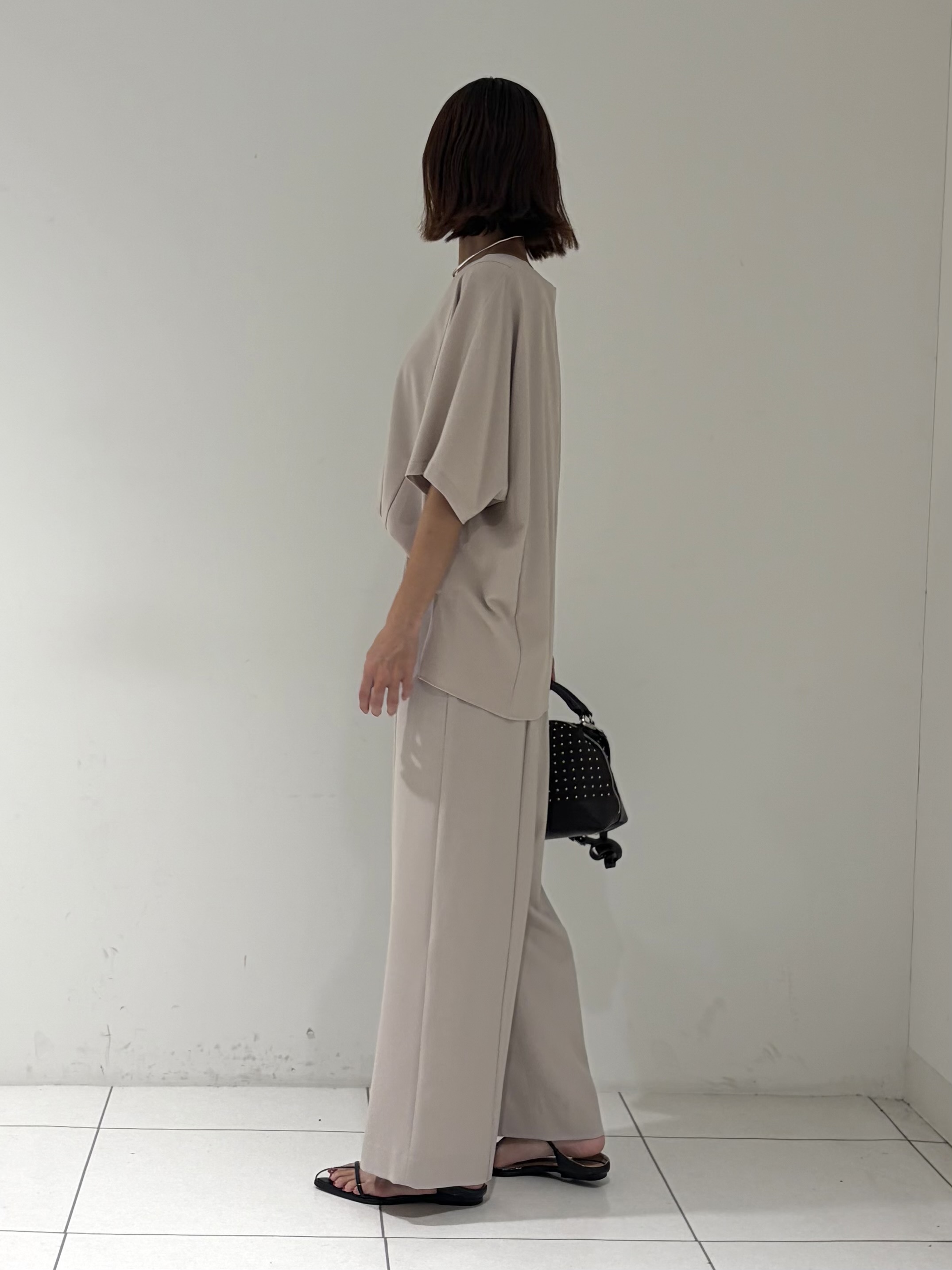 shioriさんの「INDIVI｜【着る日傘】ドルマントップス」を使ったコーディネート