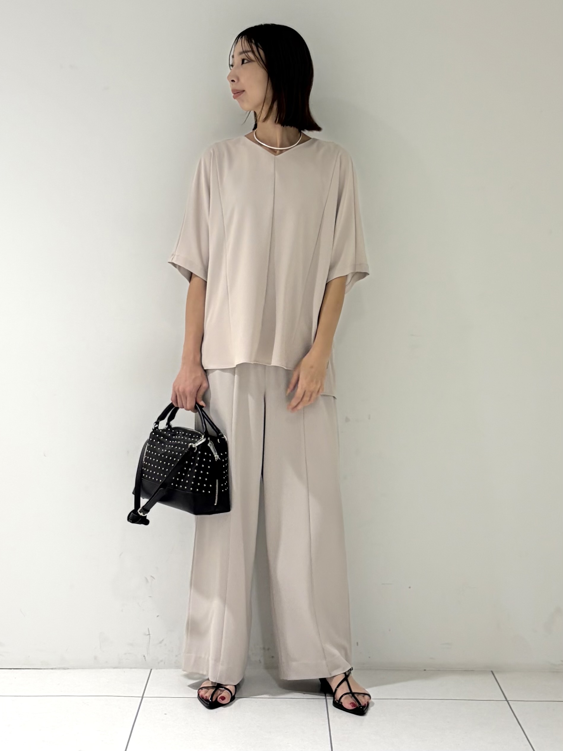 shioriさんの「INDIVI｜【着る日傘】ドルマントップス」を使ったコーディネート