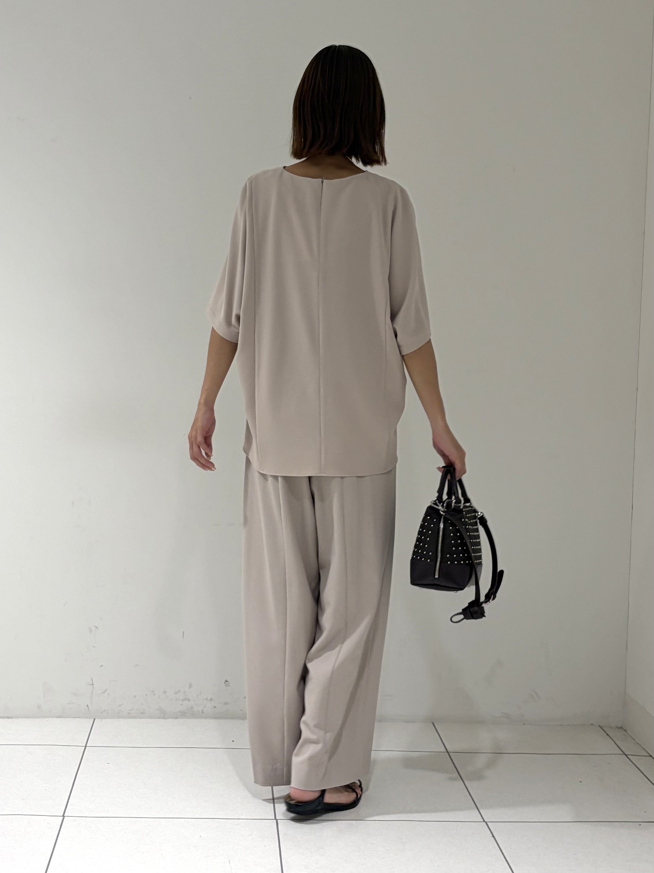 shioriさんの「INDIVI｜【着る日傘】ドルマントップス」を使ったコーディネート