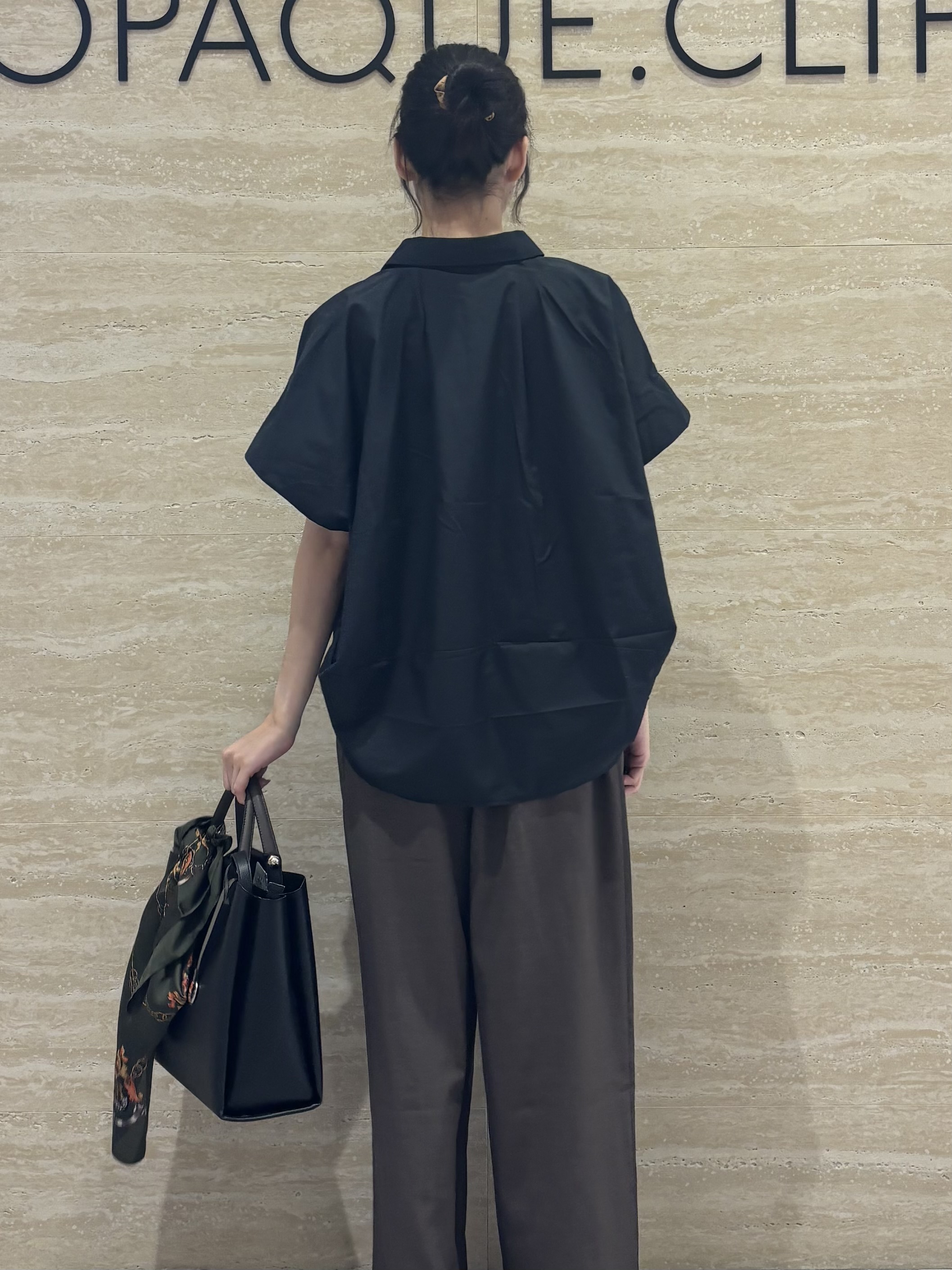 Ririkaさんの「OPAQUE.CLIP｜タックニュアンスフォルムシャツ【洗濯機OK】」を使ったコーディネート