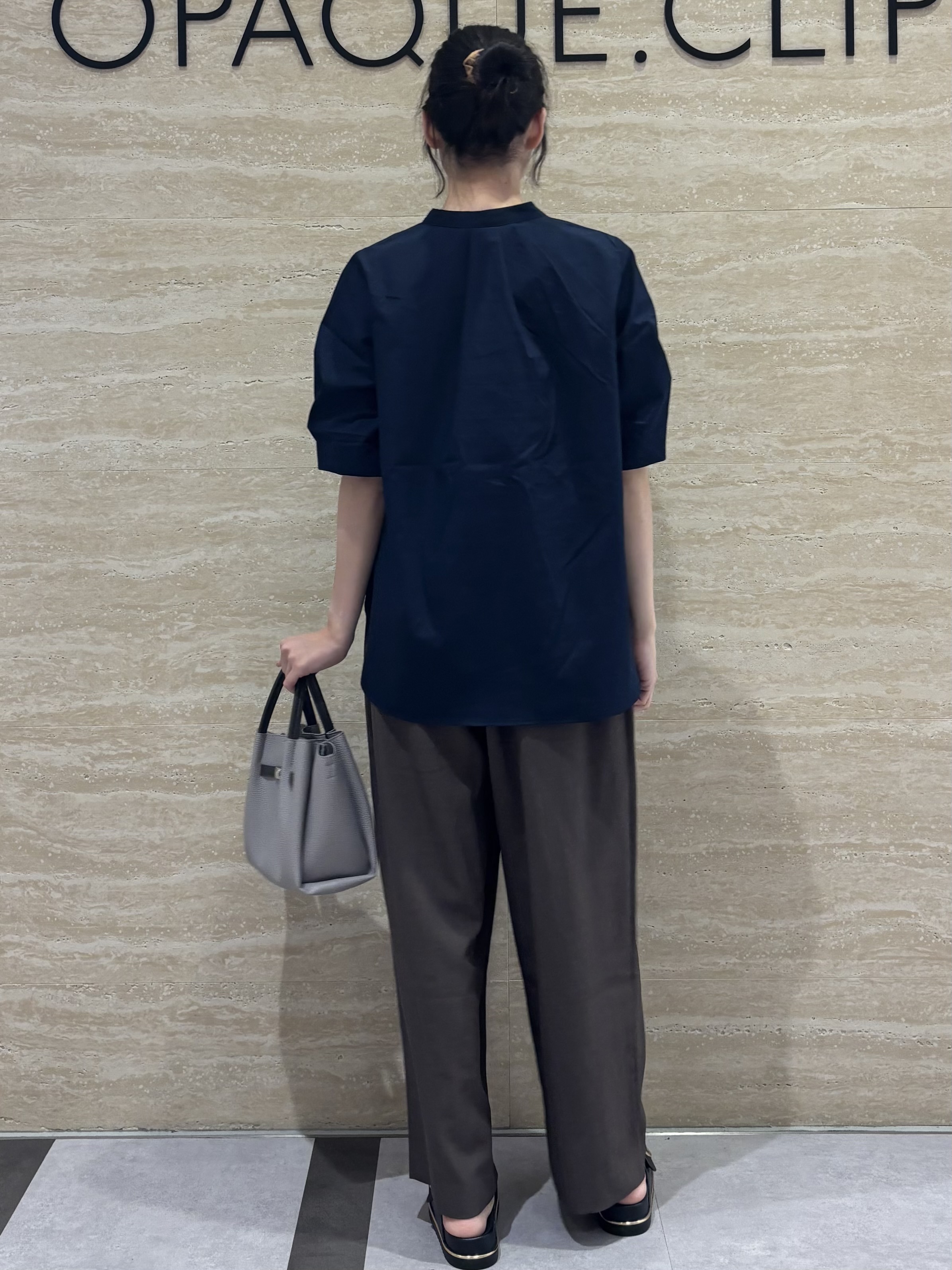 Ririkaさんの「OPAQUE.CLIP｜タックスリーブ スキッパーブラウス【洗濯機OK】」を使ったコーディネート