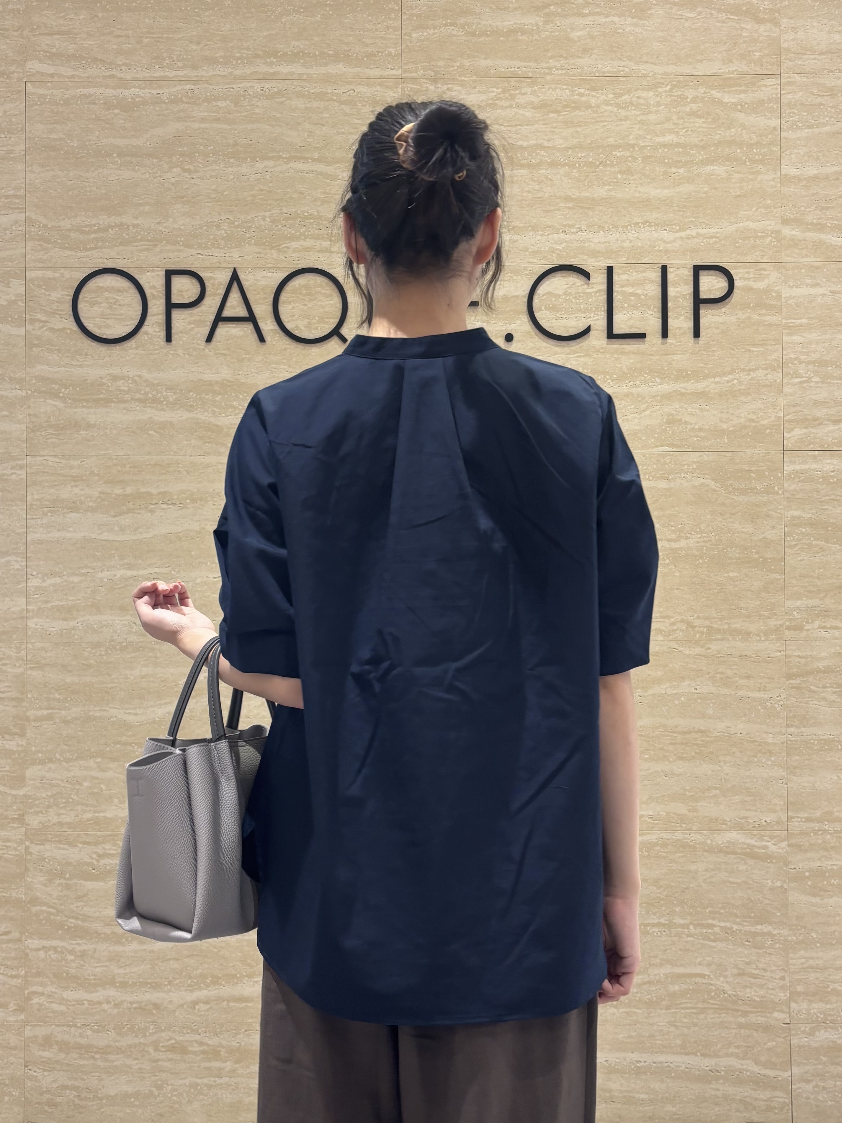Ririkaさんの「OPAQUE.CLIP｜タックスリーブ スキッパーブラウス【洗濯機OK】」を使ったコーディネート